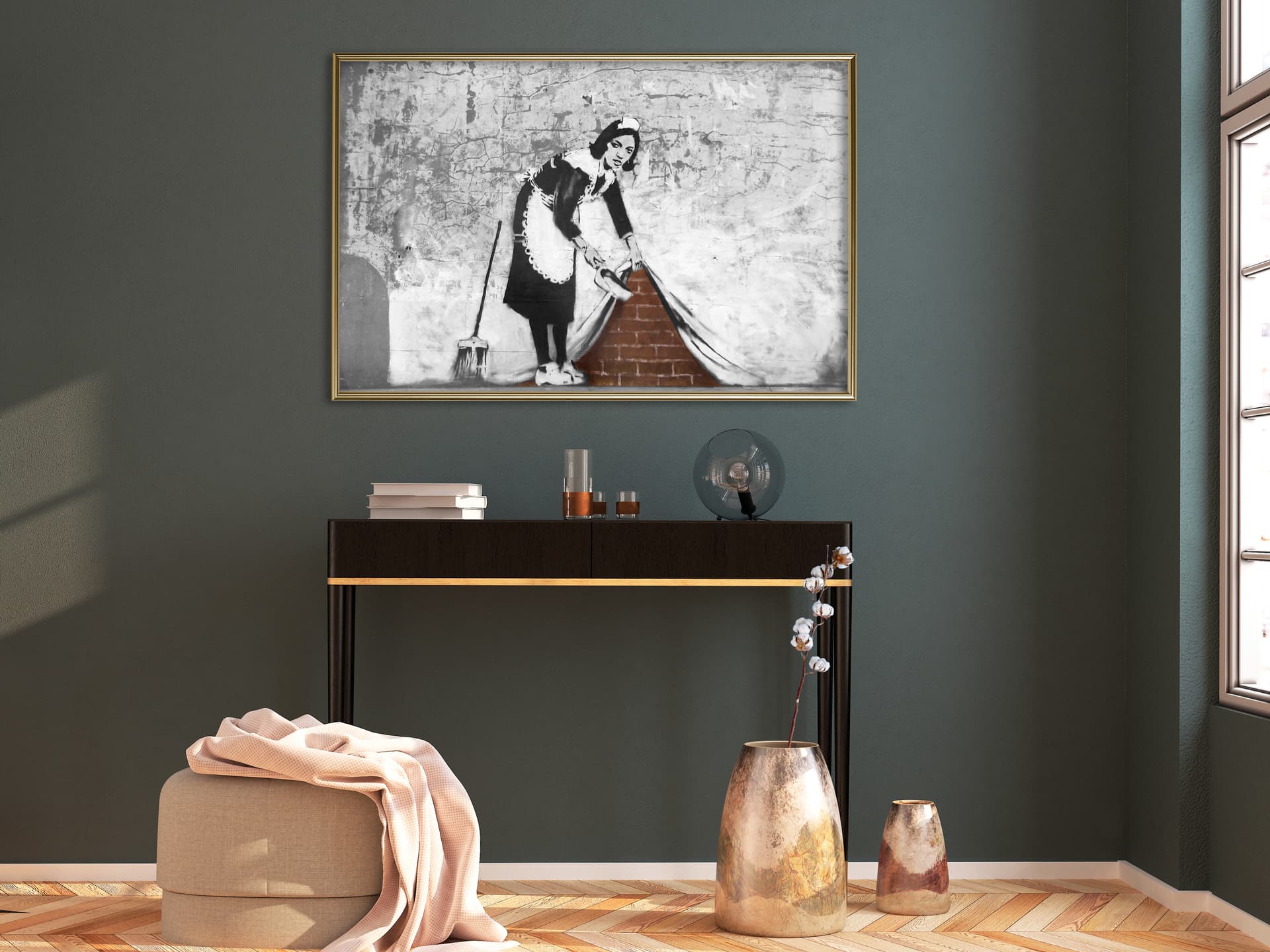 

Plakat - Banksy: Sweep it Under the Carpet (rozmiar 90x60, wykończenie Rama złota)