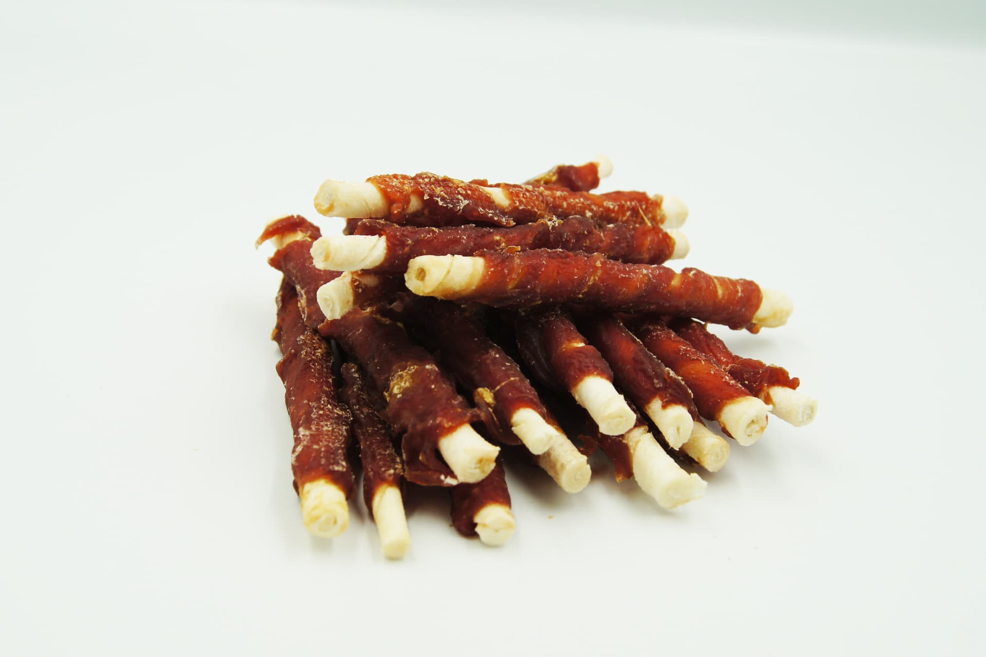 

HEALTHY SNACK Skóra wołowa rolowana z kaczką 330g [NS-133]