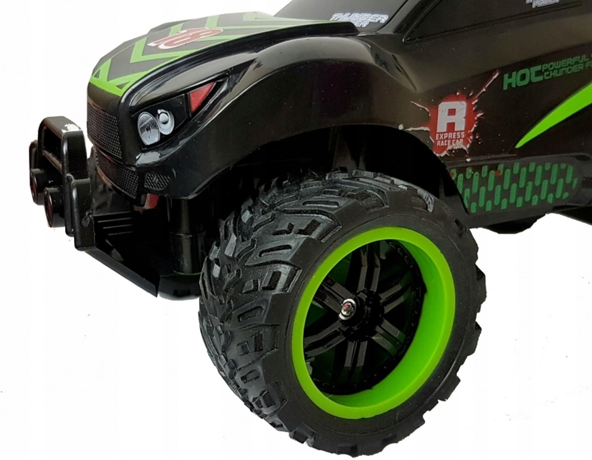 

Auto terenowe CROSS JEEP sterowane świeci pilot