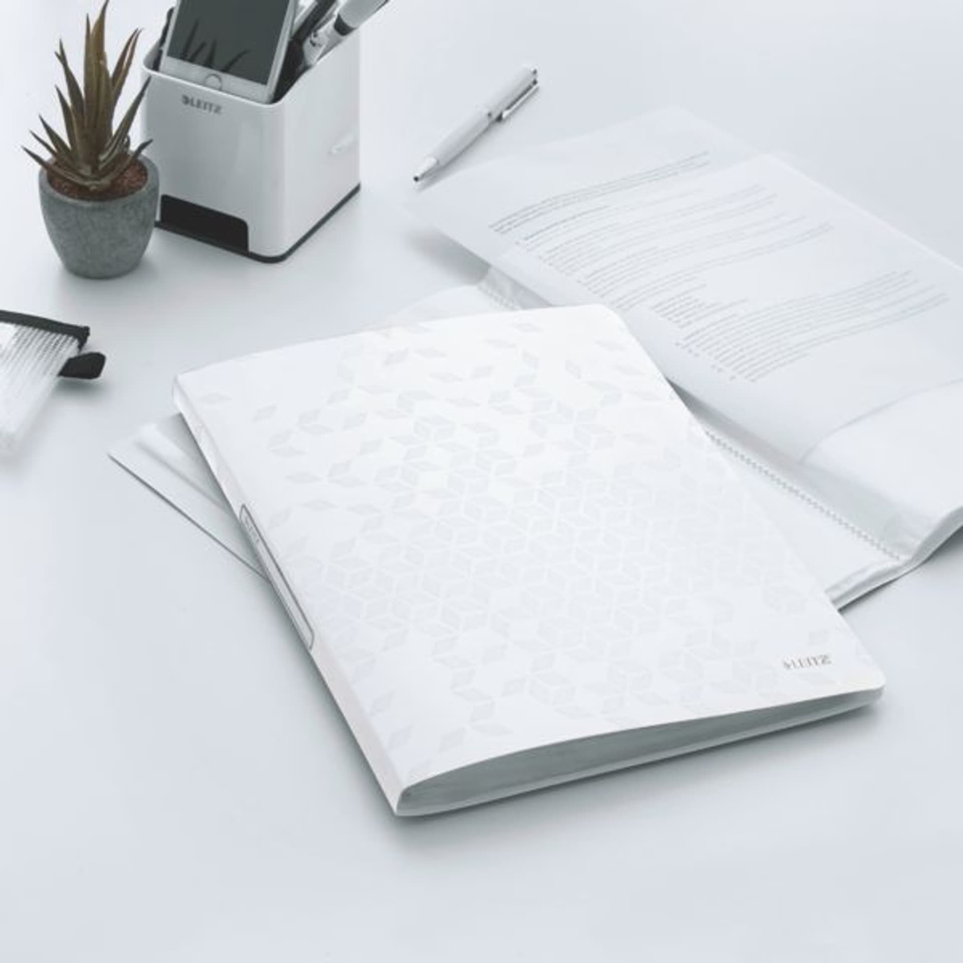 

Album ofertowy 40 koszulek PP Leitz WOW, biały 46320001