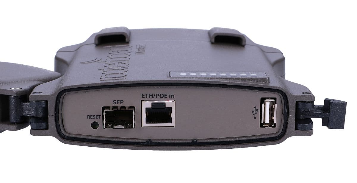 

MIKROTIK RB922UAGS-5HPACT-NM ROUTERBOARD NETMETAL 5, 720MHZ, 128MB, 1XGE, 1XUSB, 1XMINIPCI-E, 1XSFP, 3X3MIMO, 5GHZ, L4