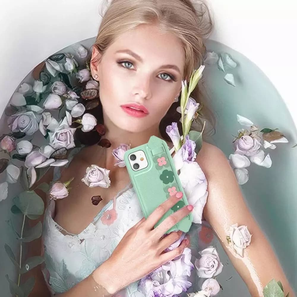 

Kingxbar Sweet Series żelowe etui ozdobione oryginalnymi Kryształami Swarovskiego z podstawką iPhone 12 Pro Max niebieski