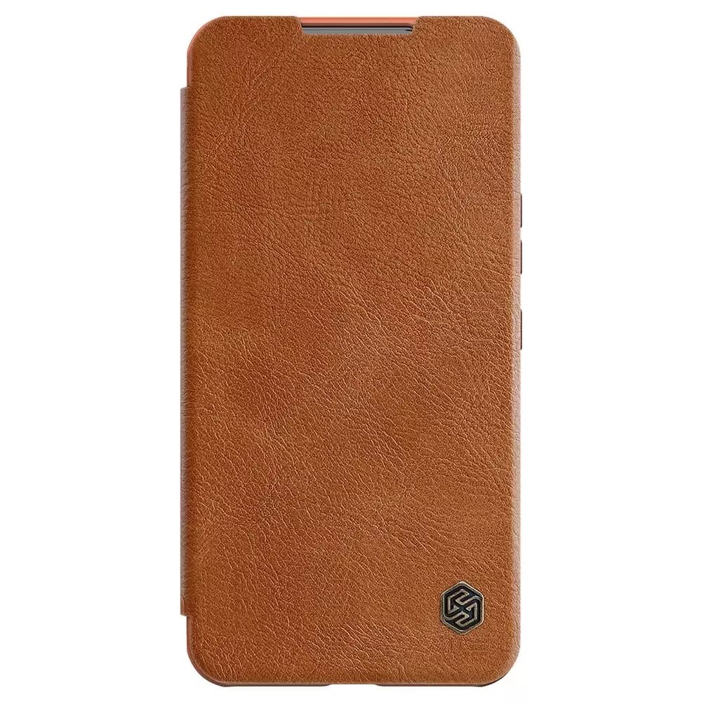 

Nillkin Qin Leather Pro Case etui do Samsung Galaxy S22+ (S22 Plus) osłona na aparat kabura pokrowiec obudowa z klapką brązowy, S22 plus) osłona na aparat kabura pokrowiec obudowa z klapką brązow