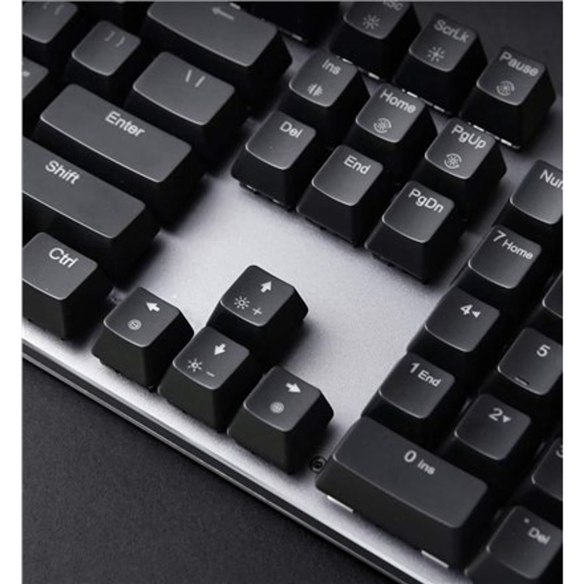 

Aukey KM-G12 Mechanical Gaming Keyboard, Wired, PL, Gray Switch, USB, Black