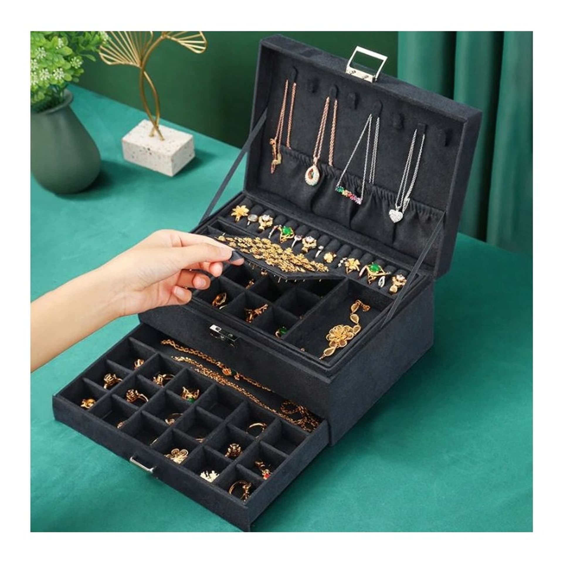 

Szkatułka na biżuterię kuferek etui organizer czerń pudełko PD119CZ