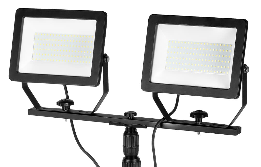 

Reflektor podwójny 200W SMD LED 17000lm na statywie 1.8m
