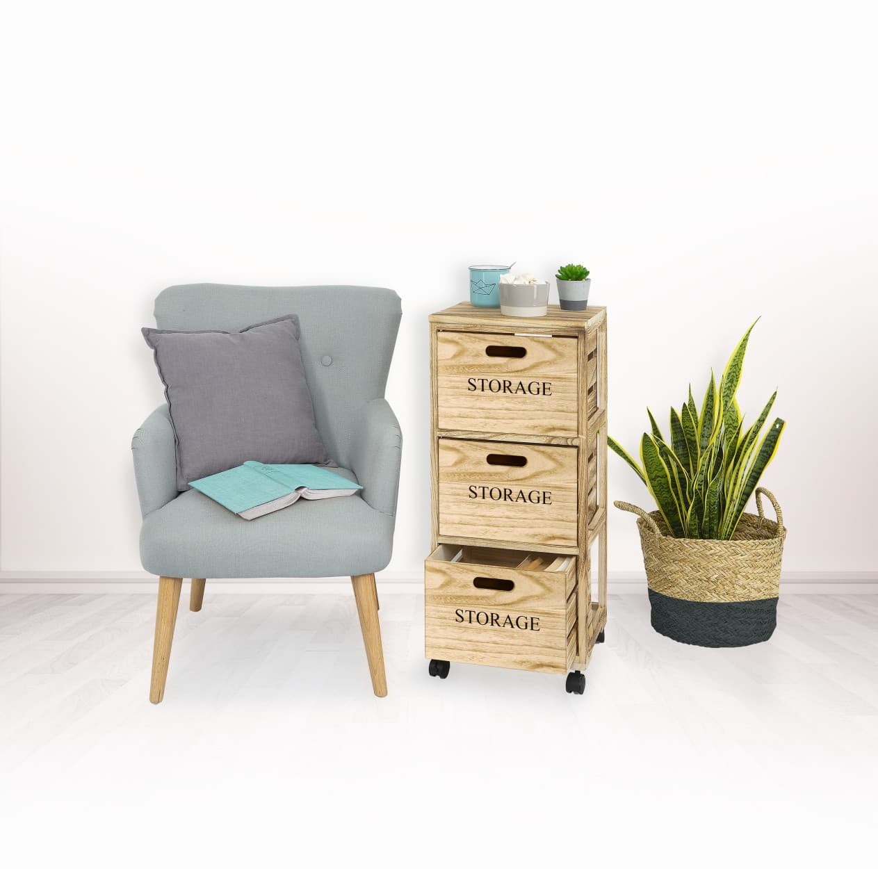 

Drewniana komoda na kółkach Cagette