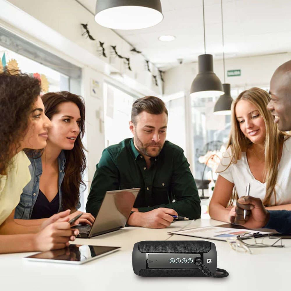 

Głośnik bezprzewodowy Defender Enjoy S700 Bluetooth 5.0 microSD USB Radio Czarny