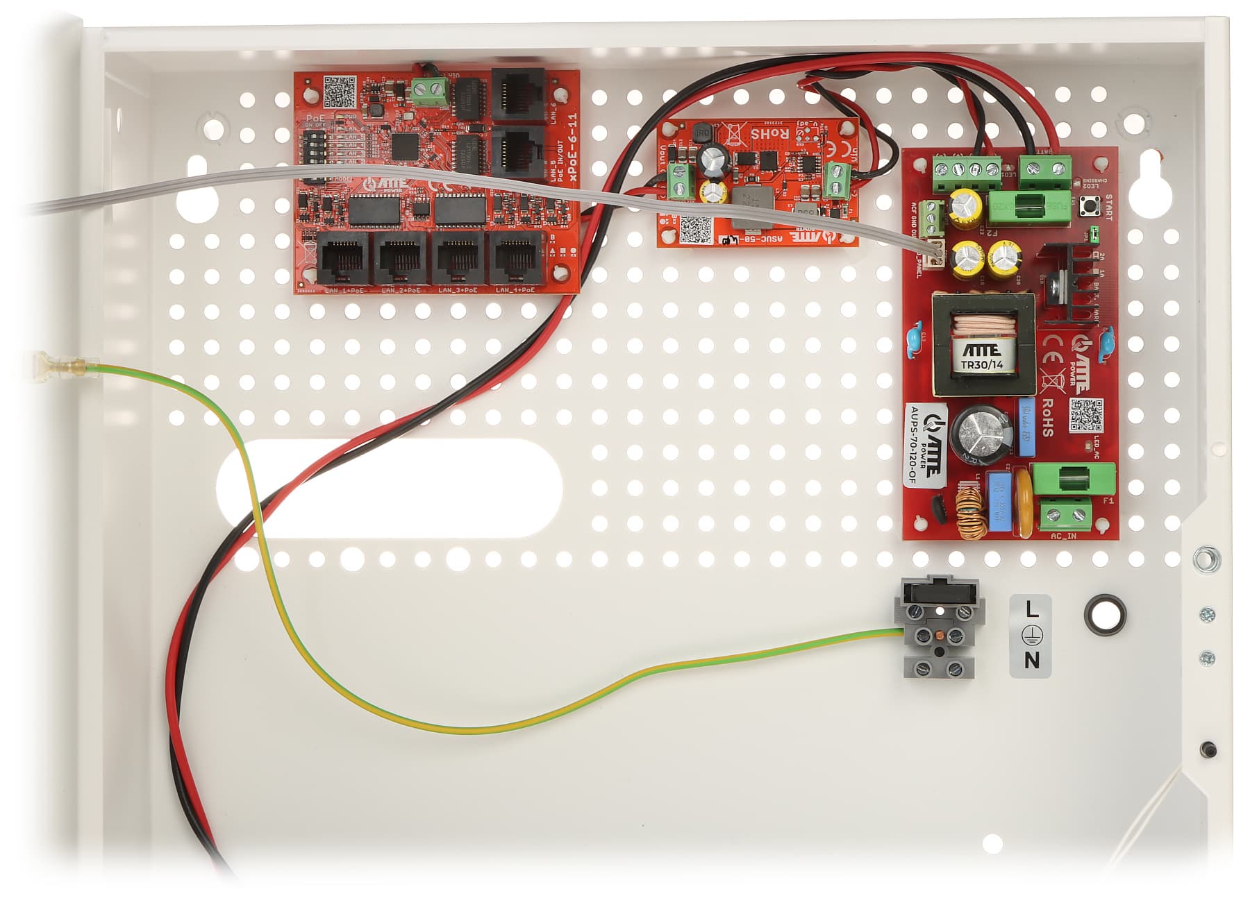 

SWITCH POE Z ZASILACZEM BUFOROWYM IPUPS-5-11-F 5-PORTOWY ATTE