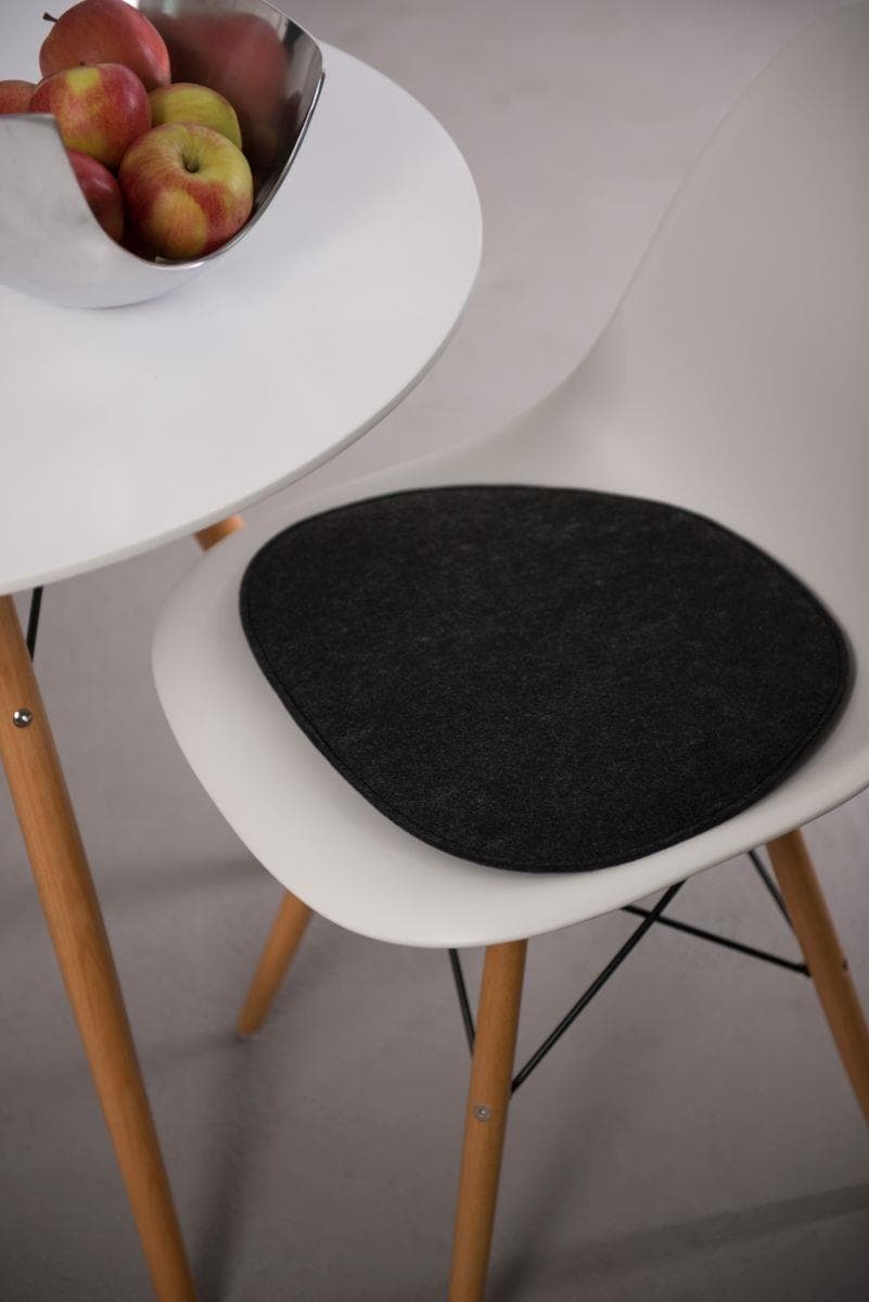 

Poduszka na krzesło Side Chair szara c. (Kolor Szary)