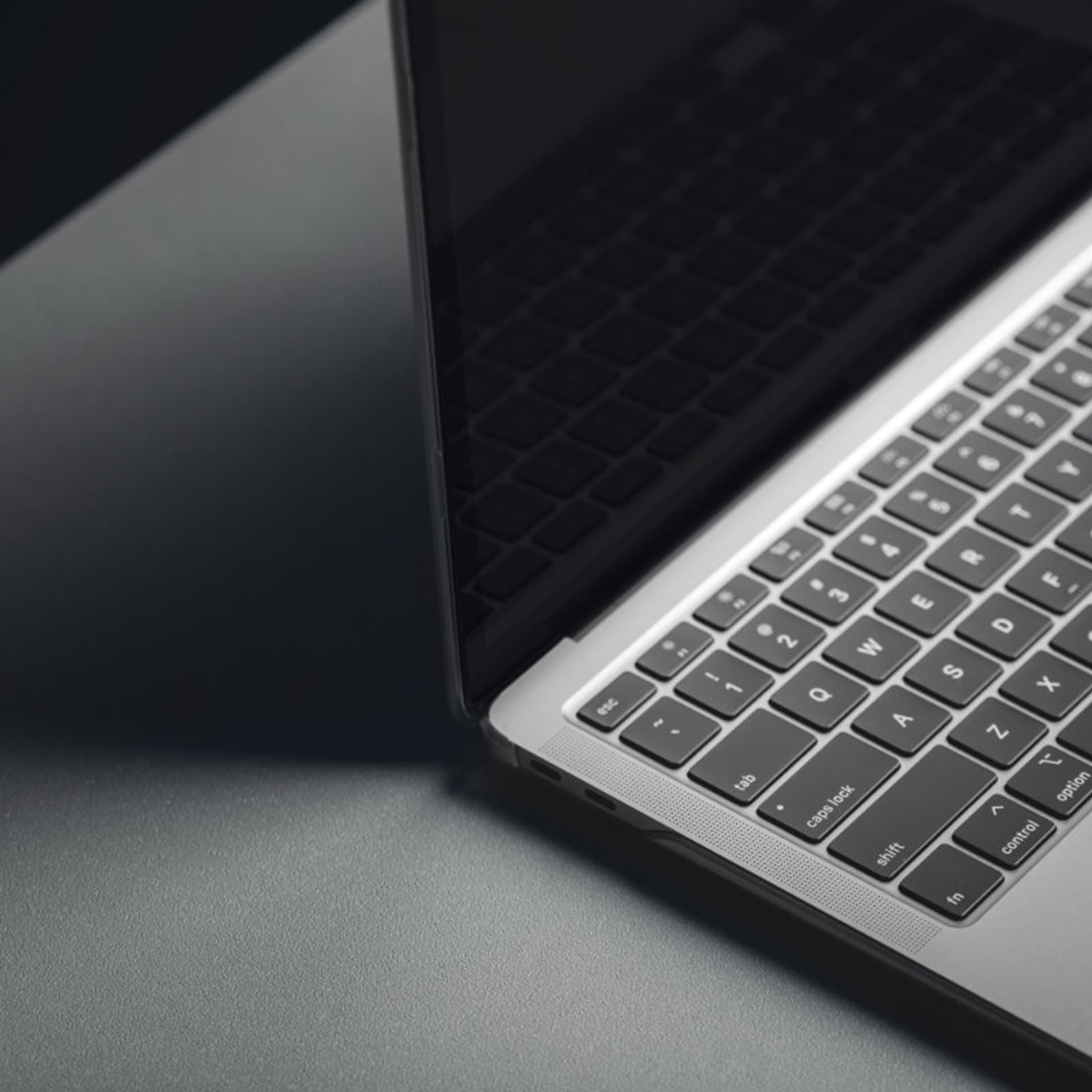 

Moshi iVisor XT - Folia ochronna na ekran MacBook Air 13.6" M2 (2022) (czarna ramka)