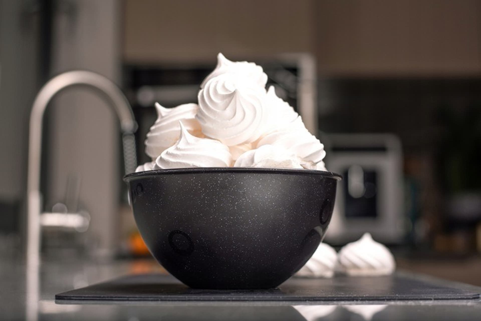 

ZESTAW 4 PLASTIKOWYCH MISEK NA WARZYWA OWOCE KOMPL