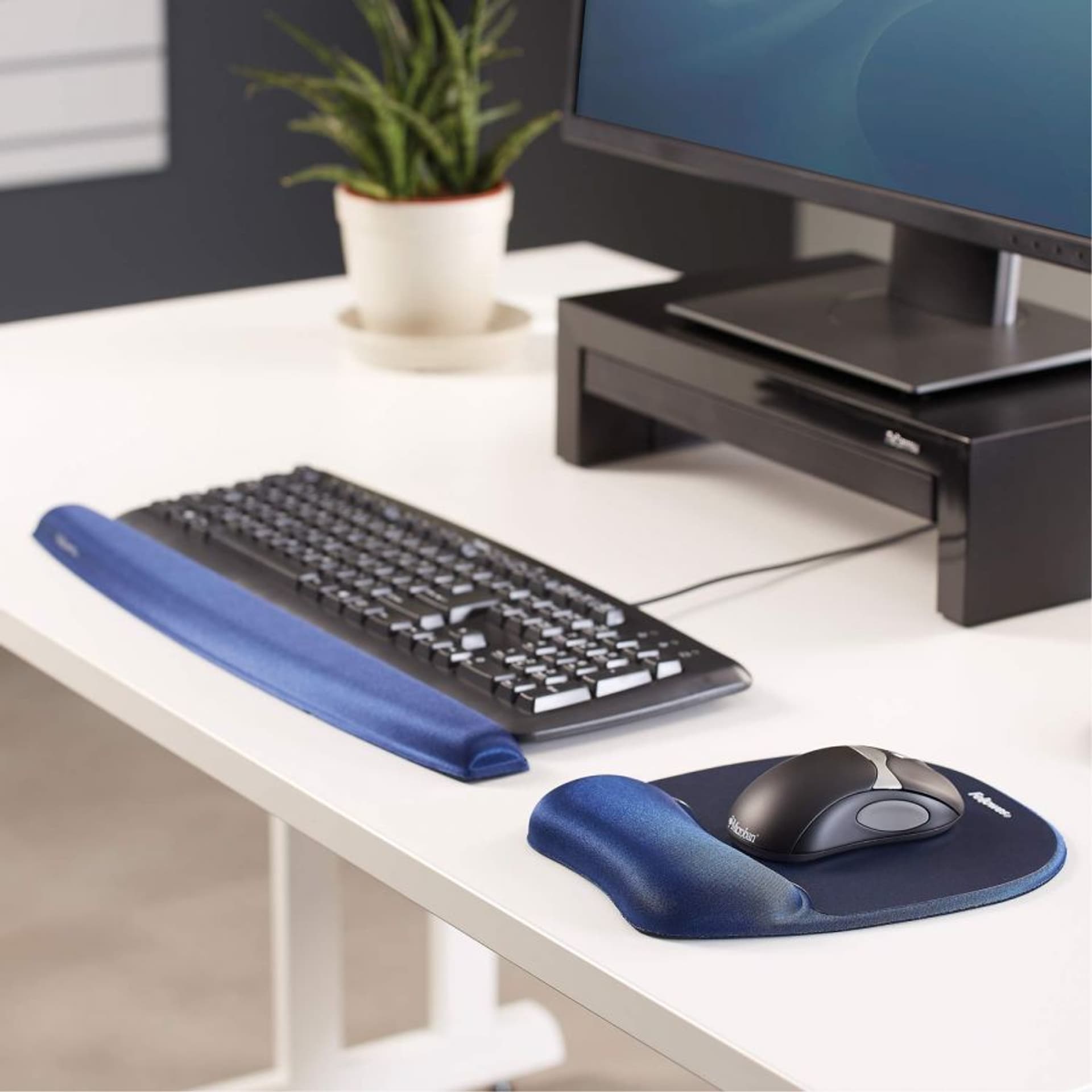 

Podkładka pod mysz FELLOWES MEMORY FOAM granatowa 9172801