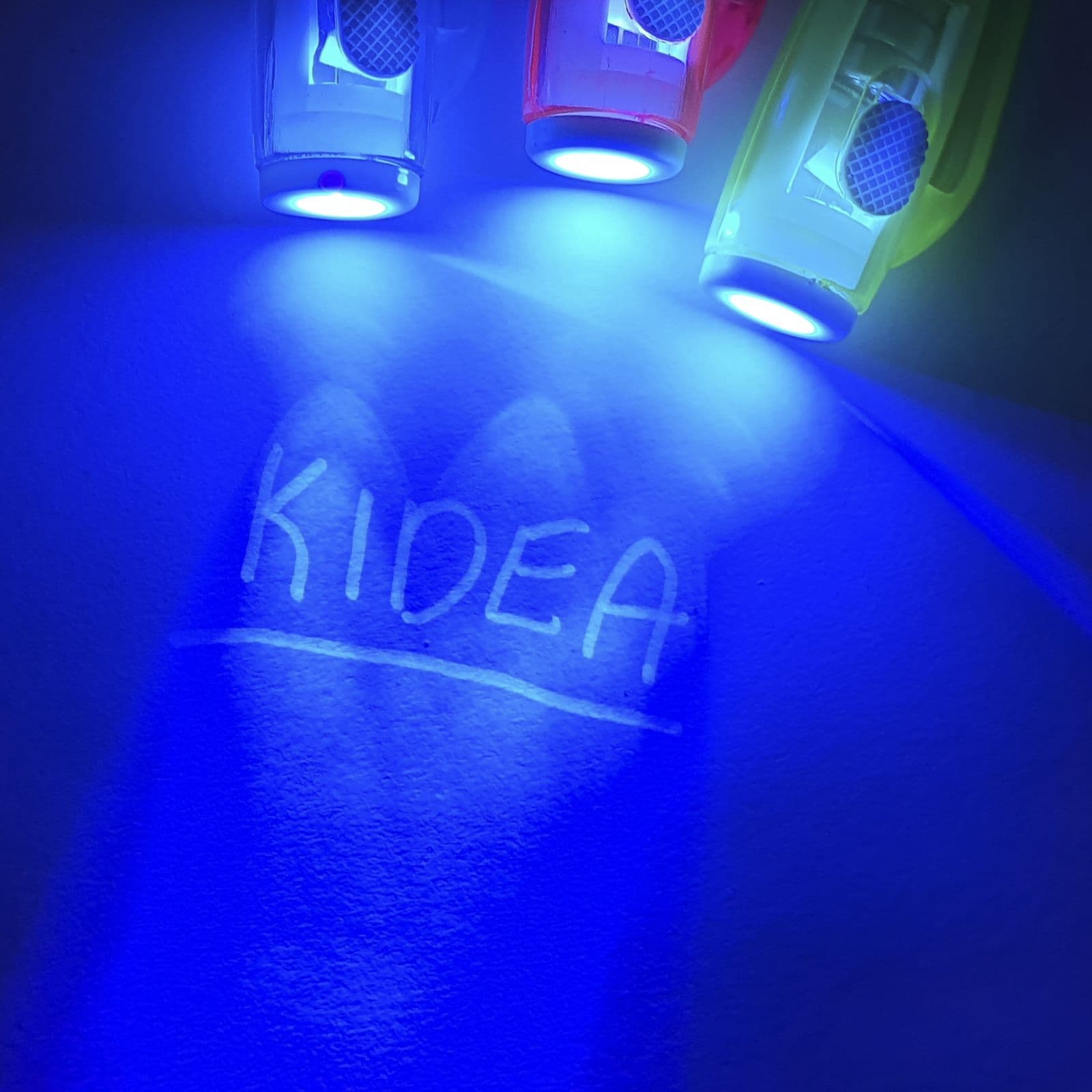 

TABLET TABLICA DO RYSOWANIA ŚWIATŁEM ZNIKOPIS 3D