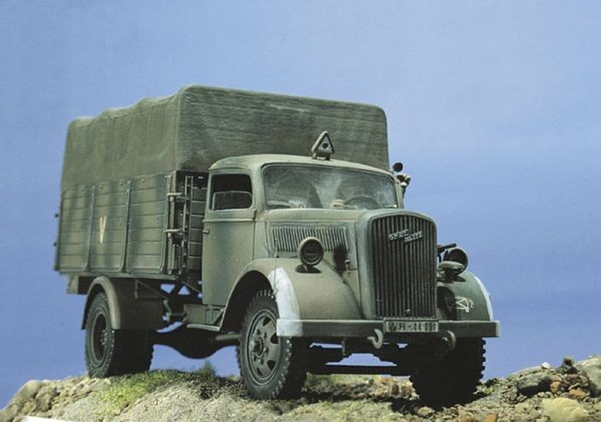 

Model plastikowy Opel Blitz