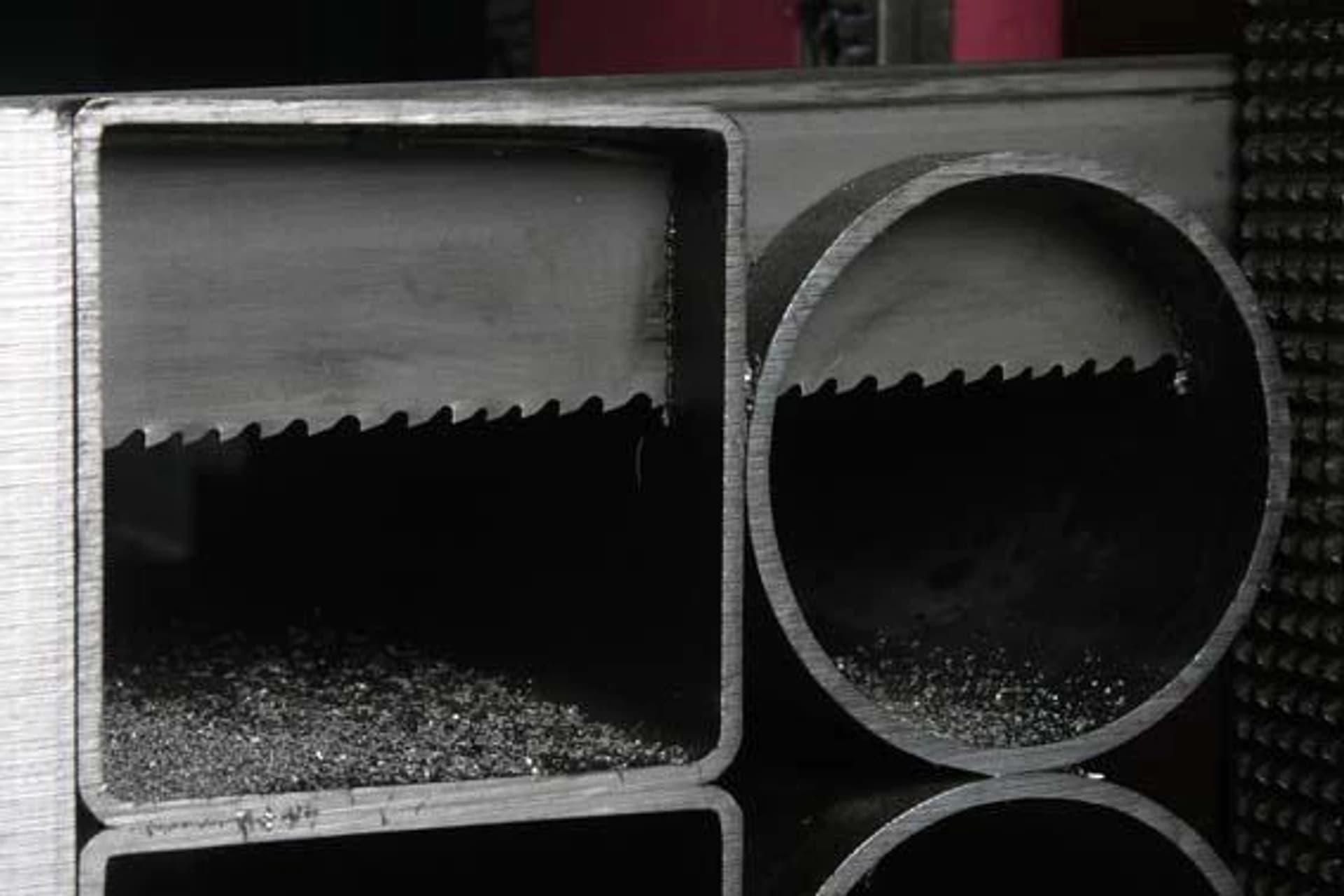 

Brzeszczot tasmowy Profl.M42 3150x27x0,9 5-7Z/"