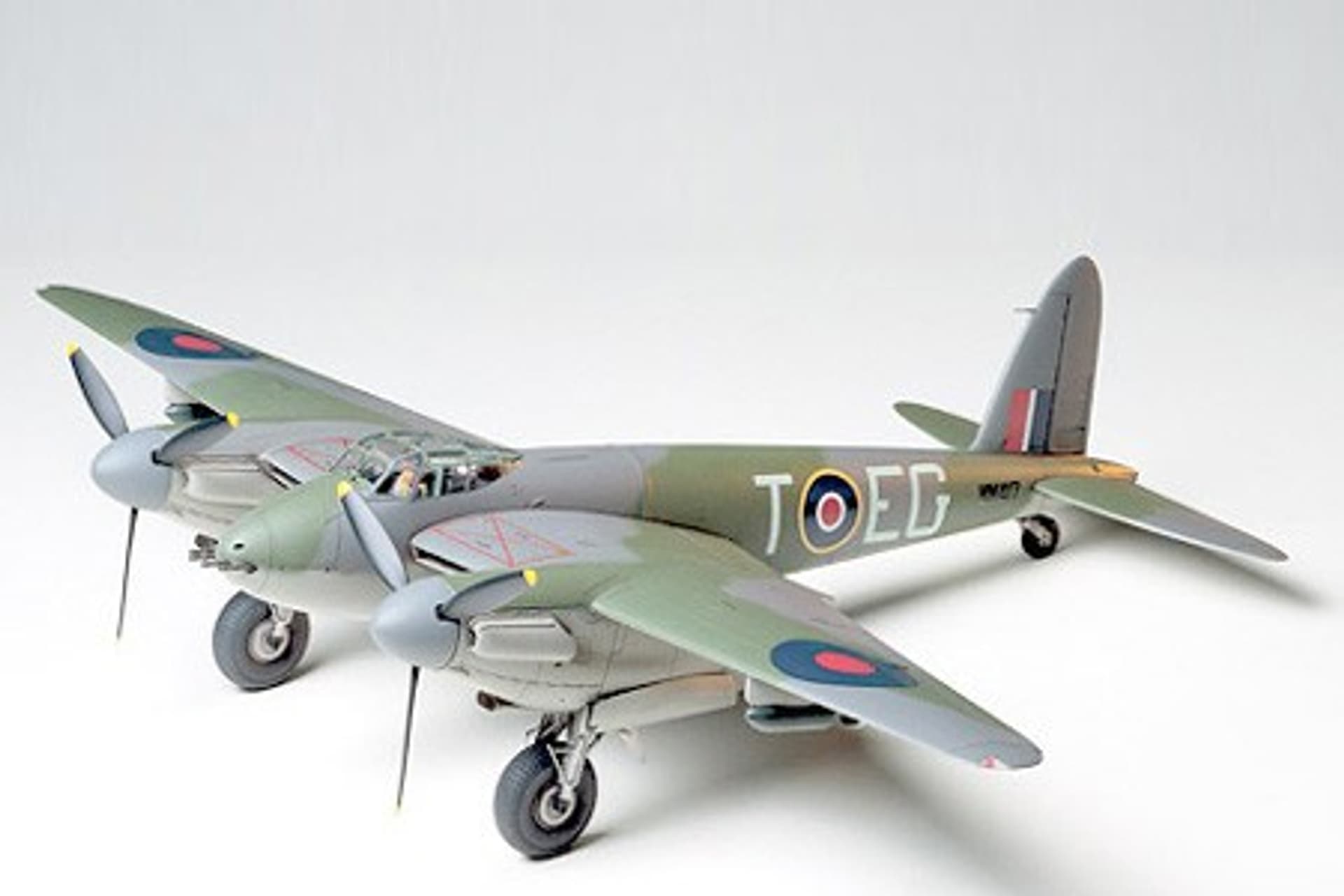 

TAMIYA De Havilland Mosq uito FB-Mk.6