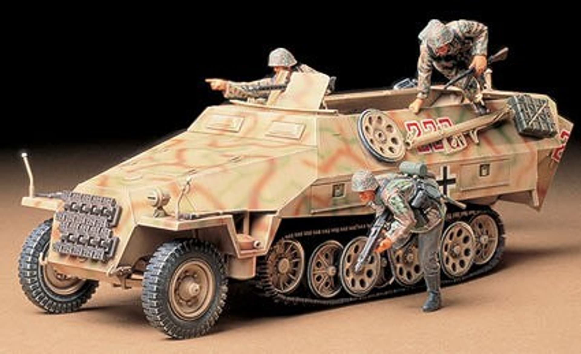 

TAMIYA Mtl. SPW Sd.Kfz. 251/1 Ausf.D