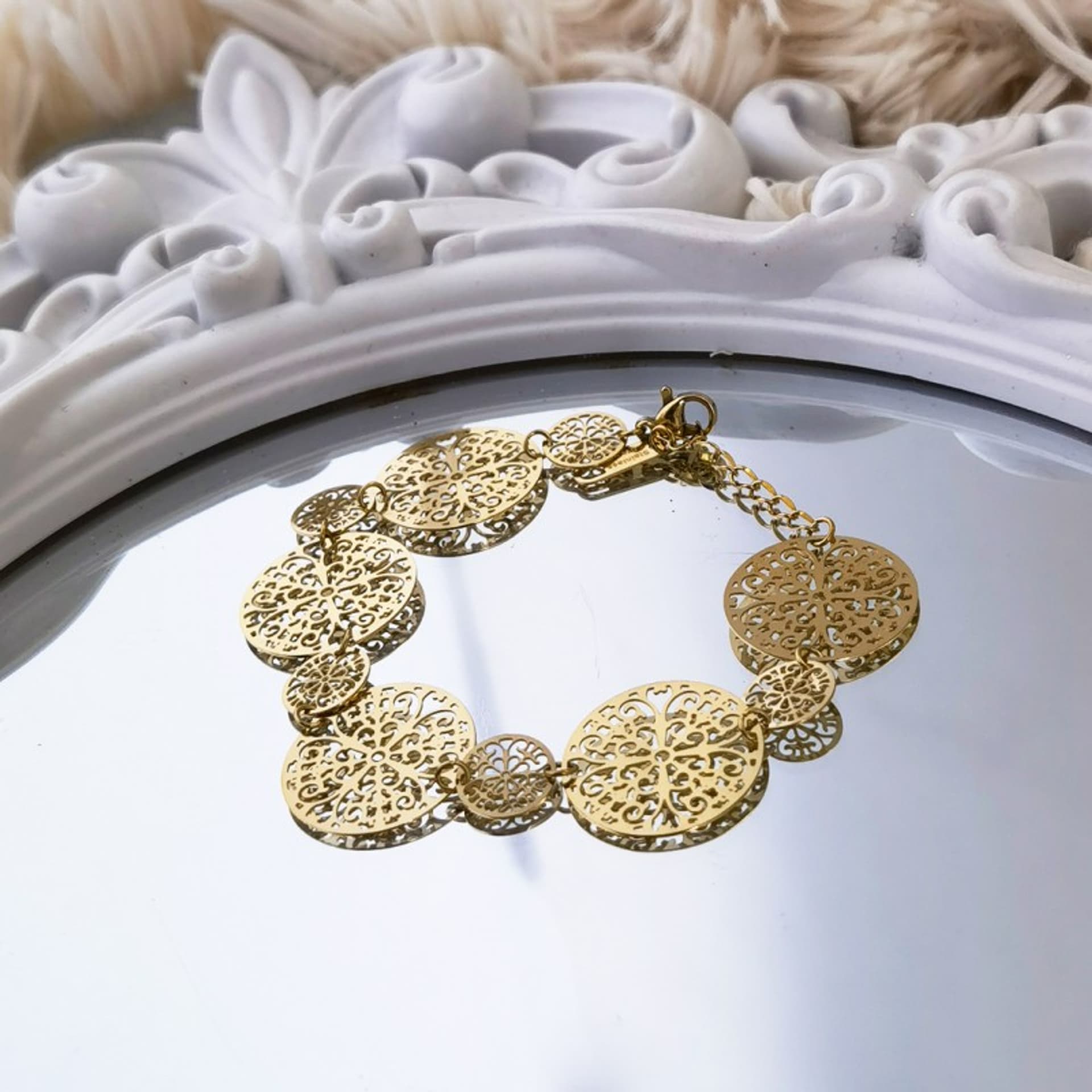 

Bransoletka na rękę stal chirurgiczna pozłacana 14k złotem BST1378
