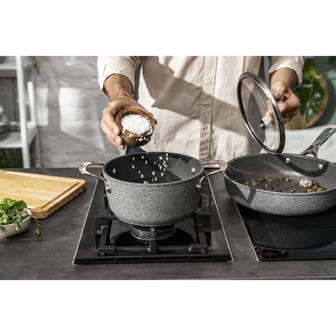 

Garnek BALLARINI Salina Granitium z pokrywką granitowy 24 cm 75002-829-0