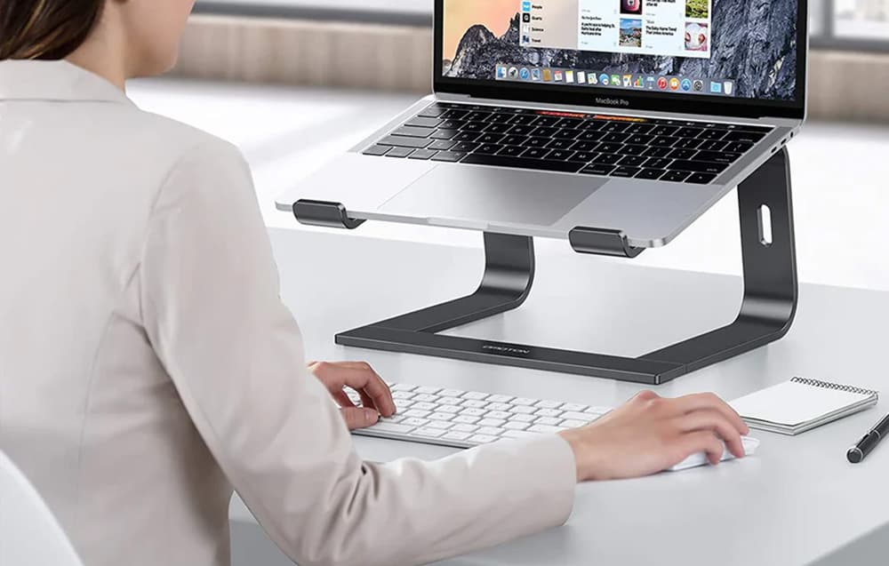 

Stojak na laptop regulowany L2 Omoton (czarny)