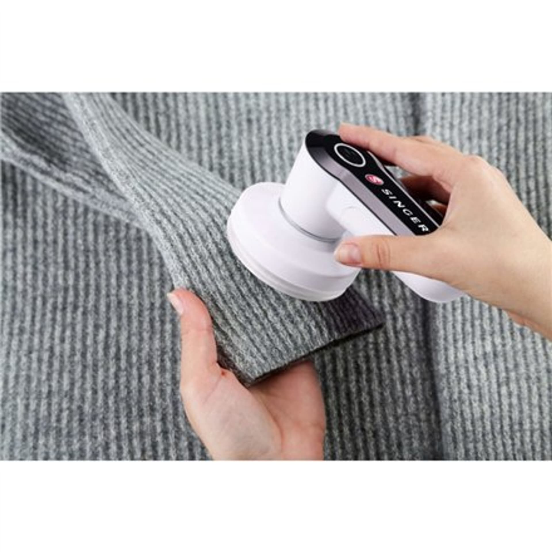 

Singer Lint Remover 22001500206 Biały Zasilany baterią