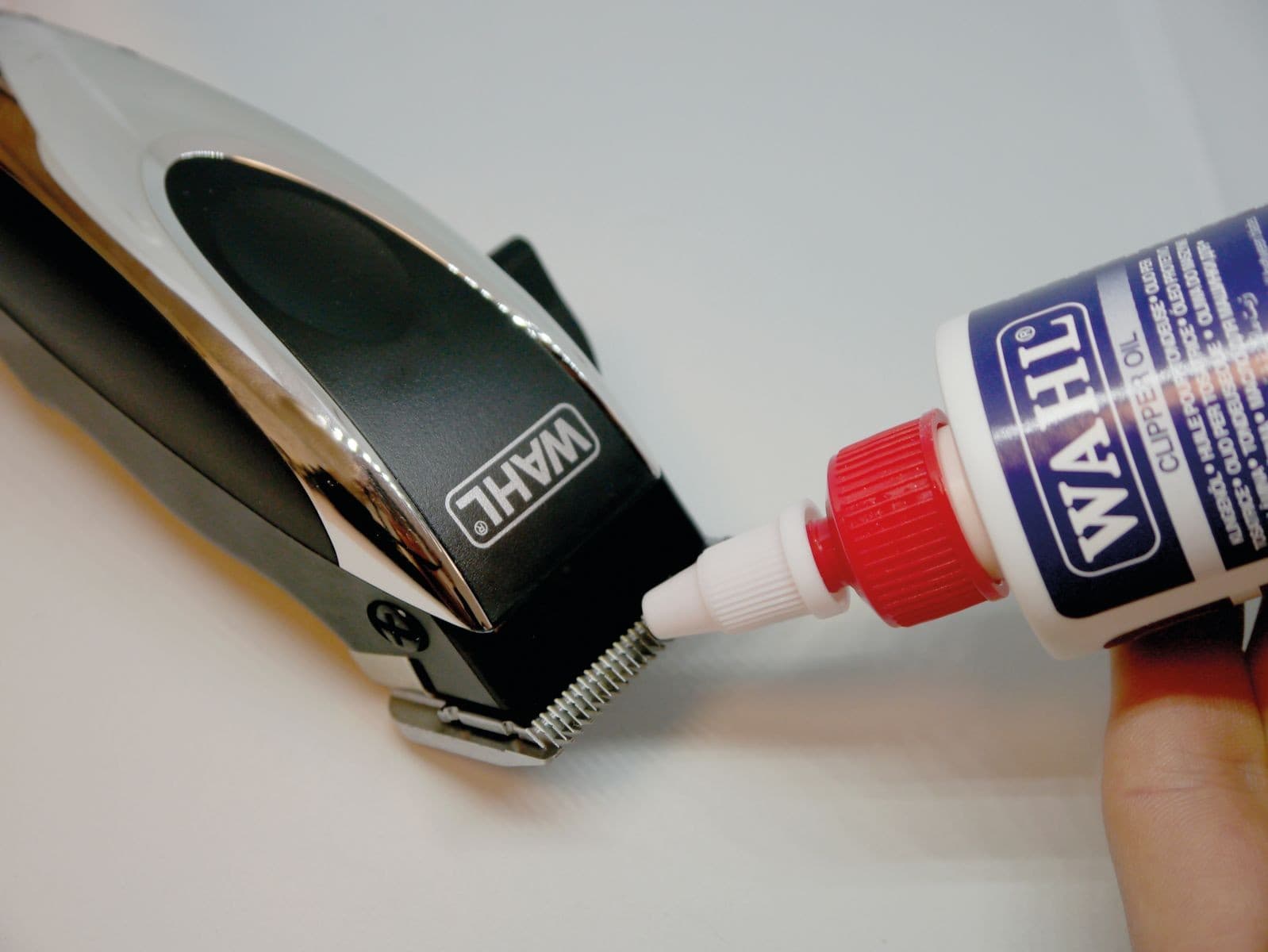 

Olejek do ostrzy 3310-1102