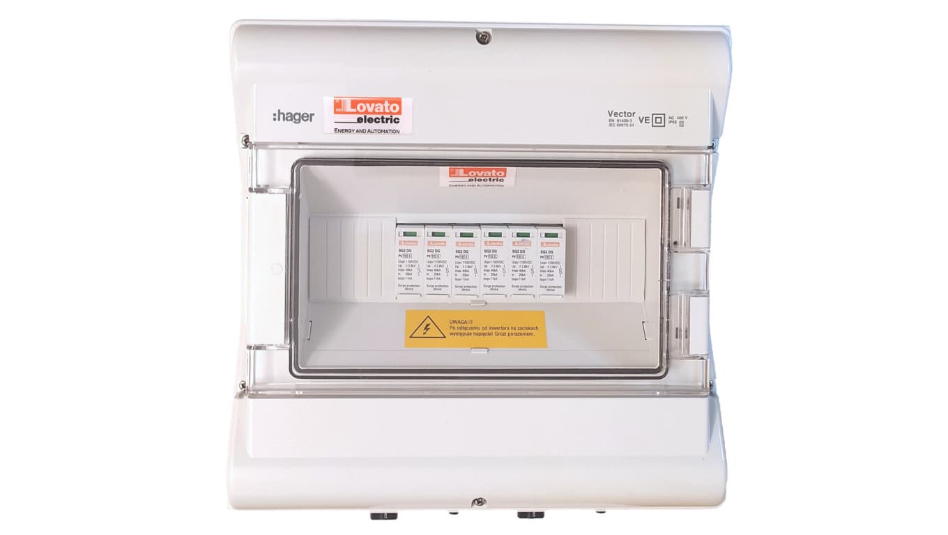 

Zestaw przyłaczeniowy PV IP65 1000V DC MC4 2x łańcuch PV 2x MPPT ochronniki typ 2 PVK00XC22