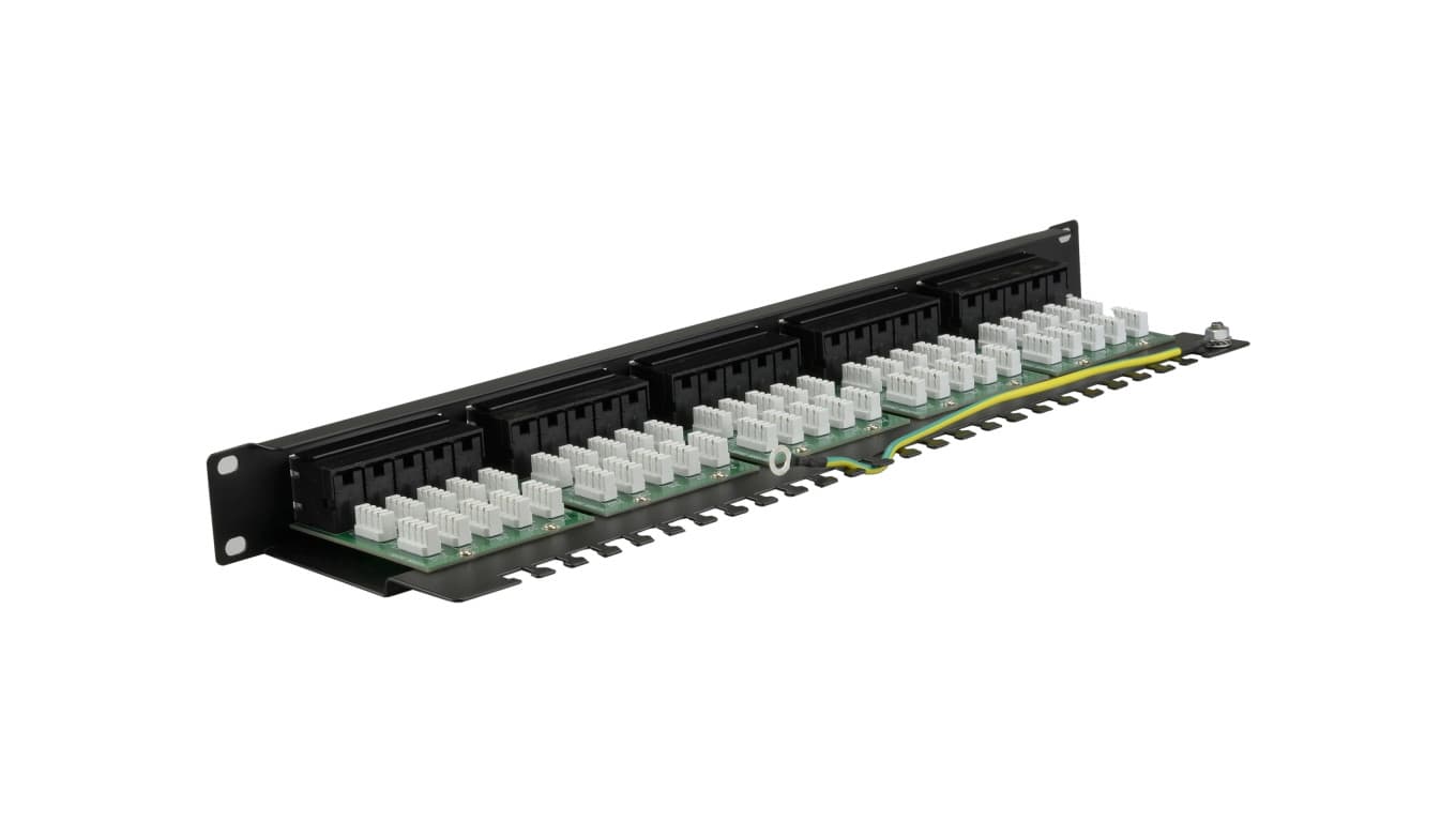 

Patch panel telefoniczny RACK 19 cali 1U kat.3 50xRJ45 czarny NEKU