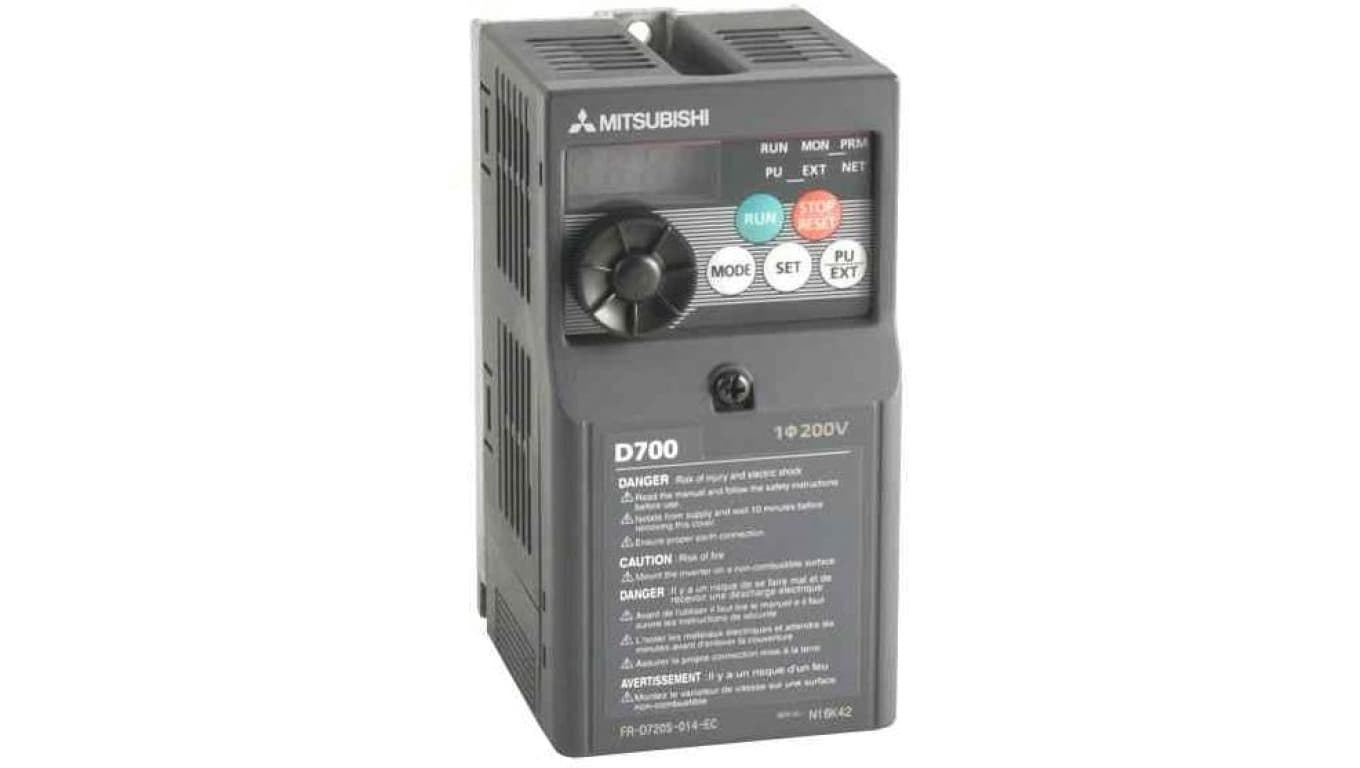 

Falownik jednofazowy Mitsubishi 0,75kW 1x200-240V FR-D720S-042SC-EC