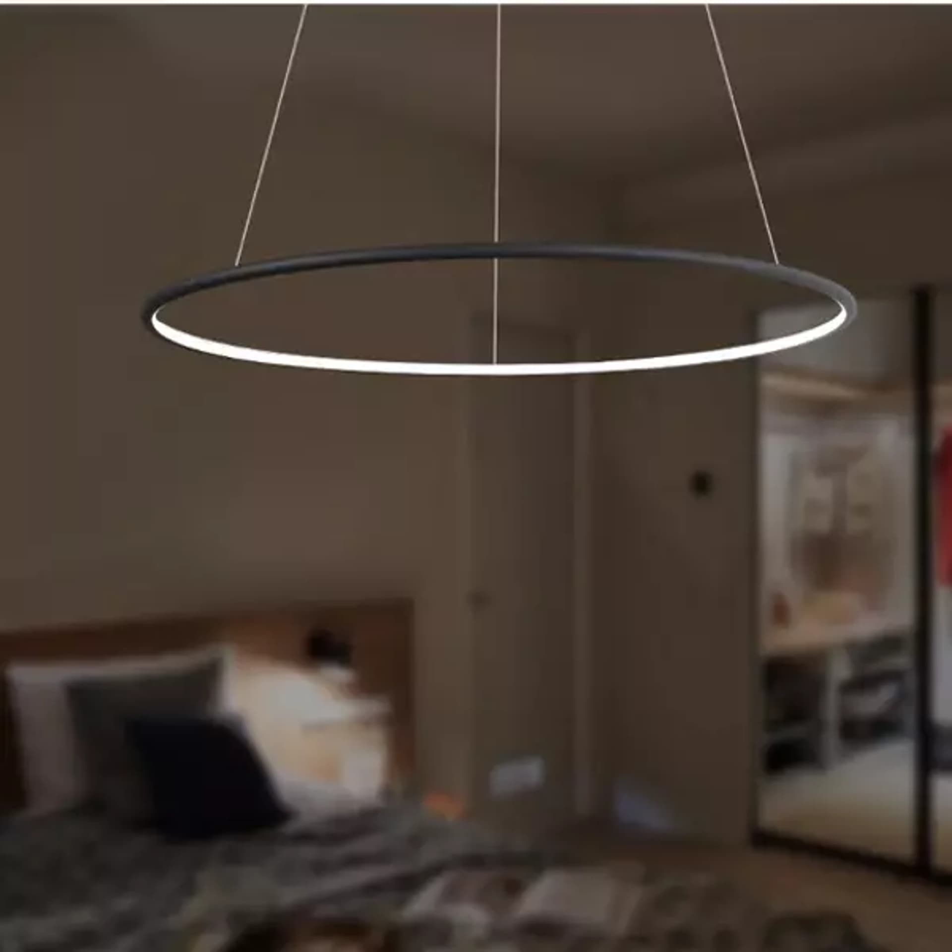 

Lampa wisząca Ledowe Okręgi No.1 Φ80 cm in 3k czarna ściemnialna Altavola Design (Barwa światła delikatnie ciepła, Kierunek padania światła do wewnątrz, Kolor Czarny, Możliwość ściemniania tak)