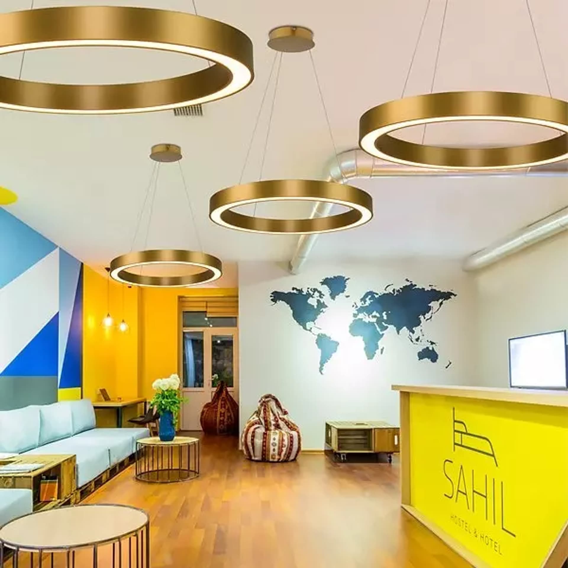 

Ledowa lampa wisząca Billions No.4 Φ80 cm - 3k złota Altavola Design (Barwa światła delikatnie ciepła, Kierunek padania światła na dół, Kolor satynowe złoto, Możliwość ściemniania nie)