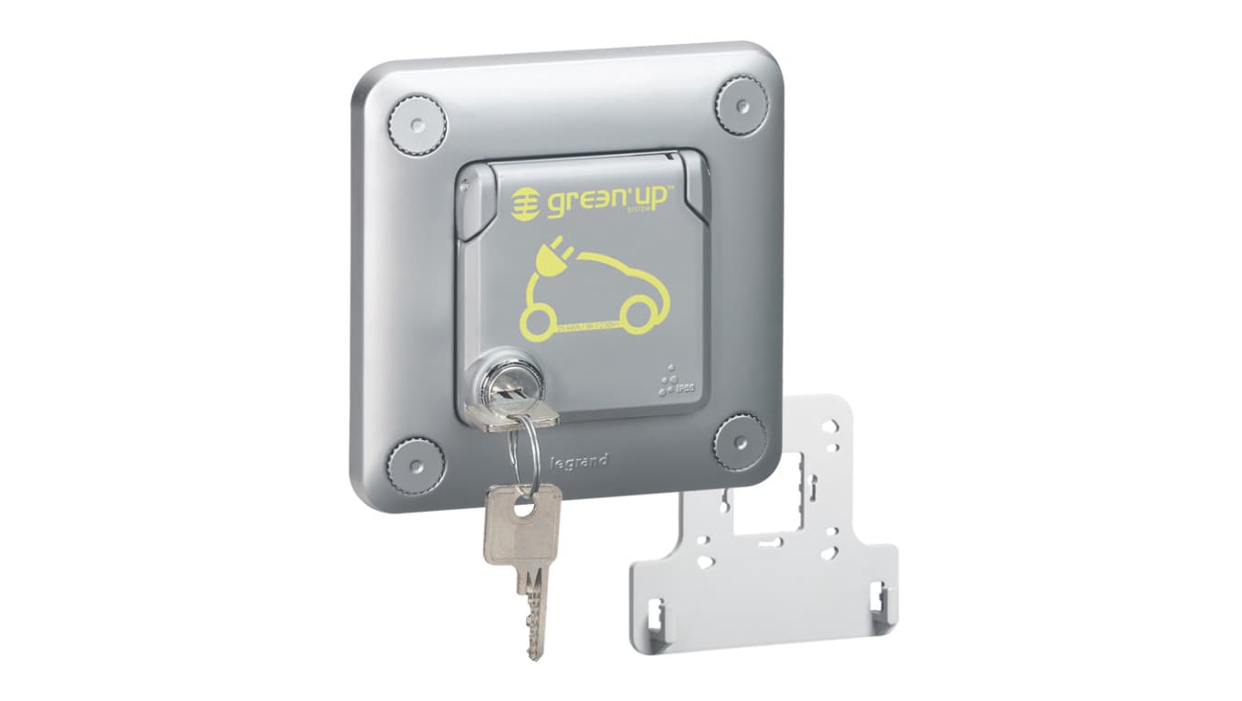 

SOLIROC Gniazdo 2P+Z greenup z klapką zamykana na klucz IP55/k10 077898