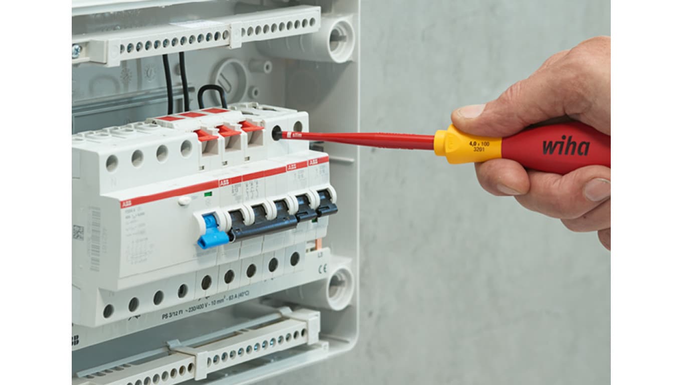 

Zestaw bitów i wkrętaków SlimVario 9cz. etui izolowane 1000V bity płaskie PH PZ 41232