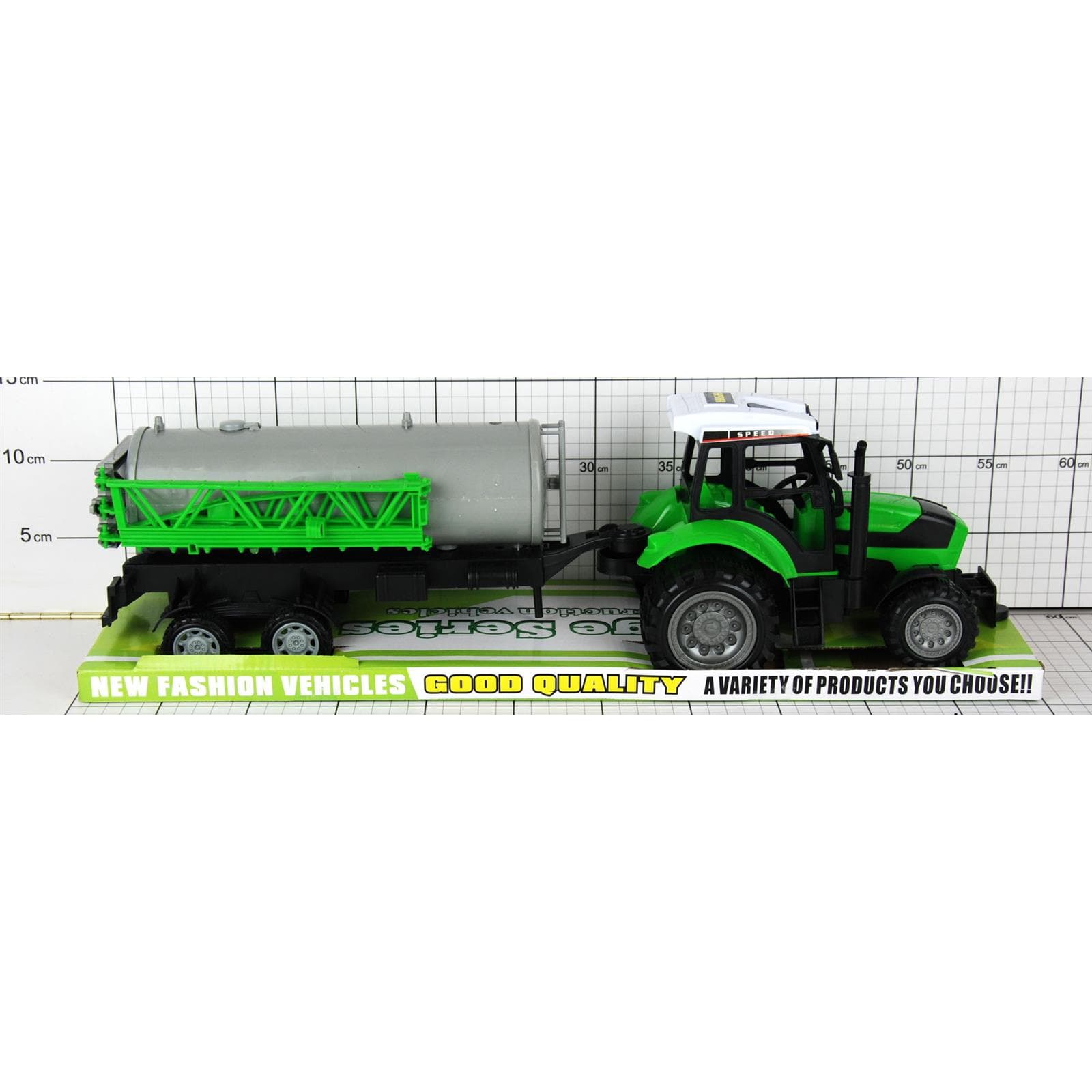 

TRAKTOR Z PRZYCZEPĄ POD KLOSZEM