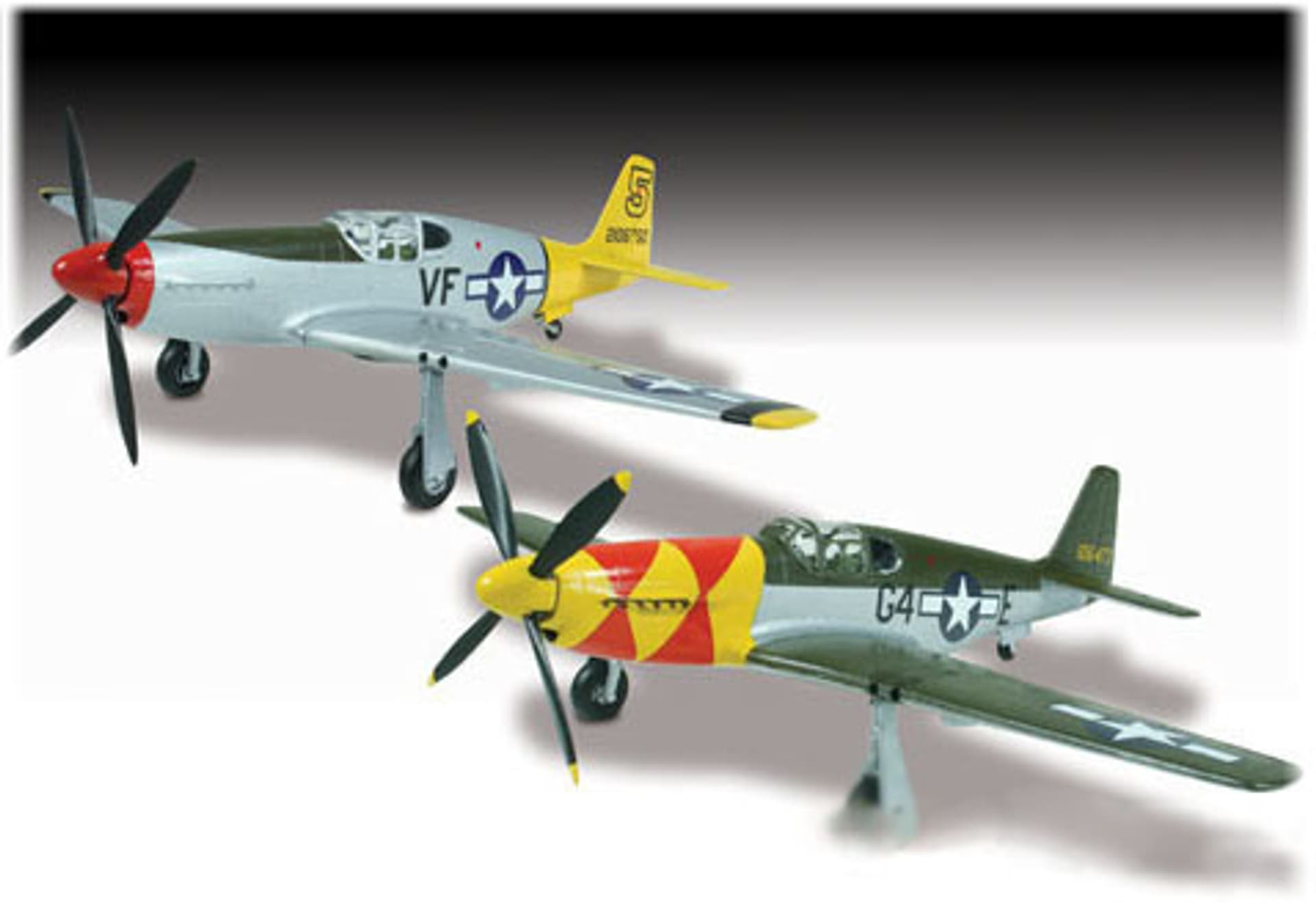 

Model Plastikowy Do Sklejania Lindberg (USA) Samolot P-51 Mustang, Usa) samolot p-51 mustan