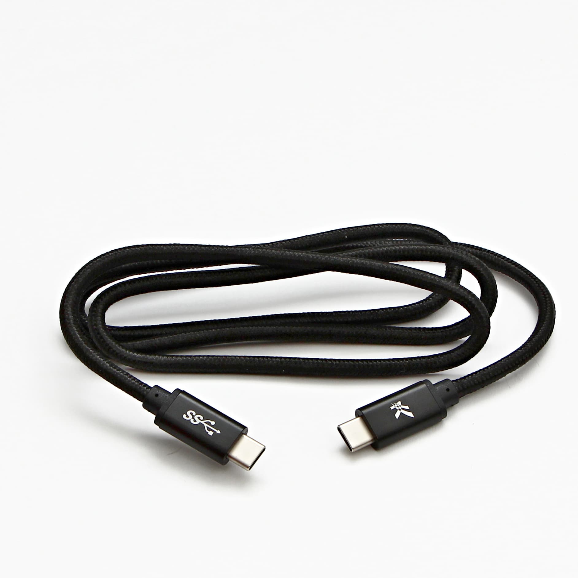 

Logo USB kabel (3.2 gen 1), USB C (M) - USB C (M), 1m, 5 Gb/s, 5V/3A, czarny, box, oplot nylonowy, aluminiowa osłona złącza, M)/5 gb/s/5v/3a/czarny/box/oplot nylonowy/aluminiowa osłona złącz
