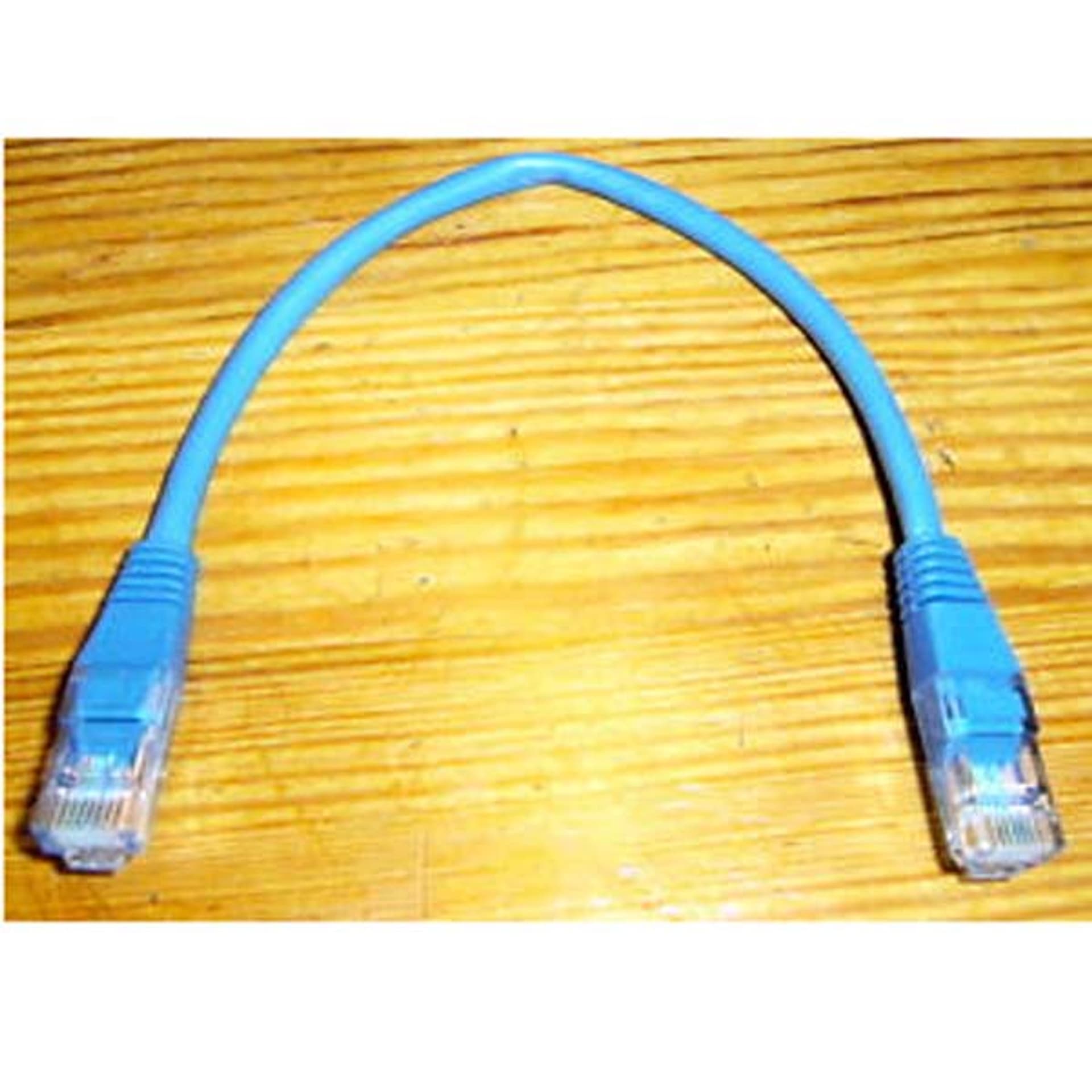 

Przewód LAN UTP patchcord, Cat.5e, RJ45 M - RJ45 M, 0.25 m, nieekranowany, niebieski, economy