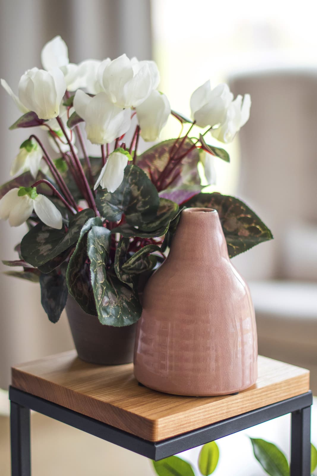 

Wazon ceramiczny róż 16cm