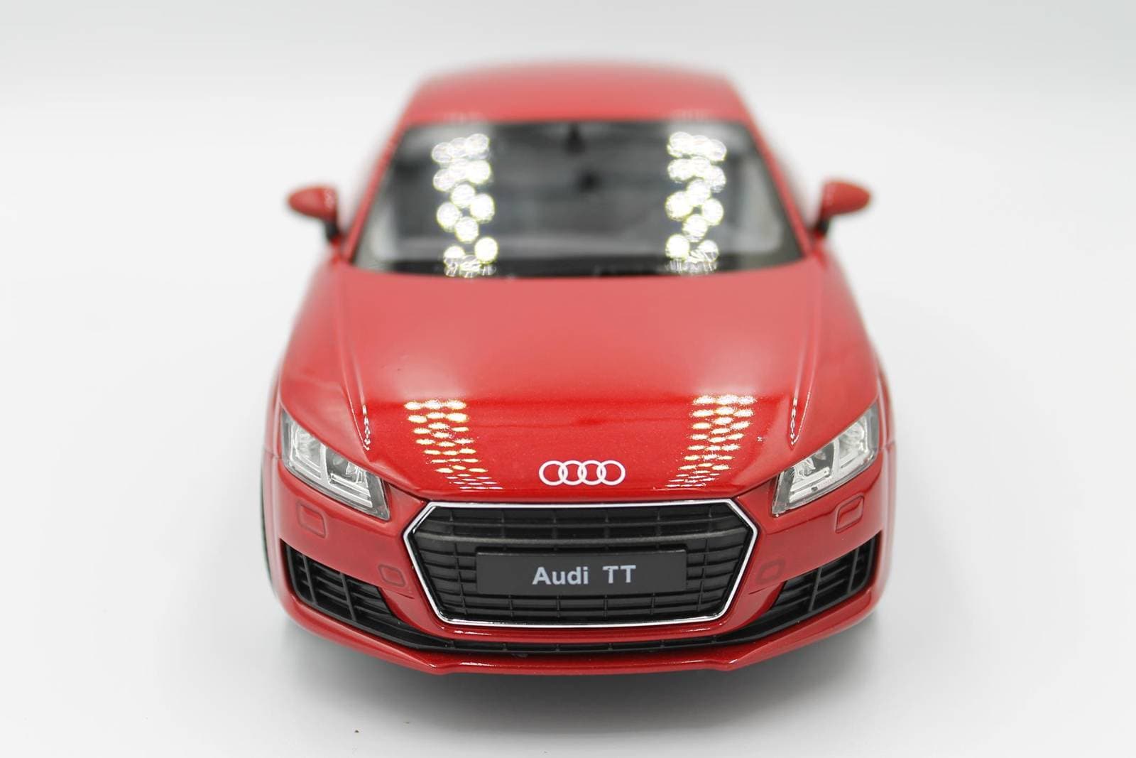 

SAMOCHÓD METALOWY AUTO WELLY 2014 Audi TT Coupe