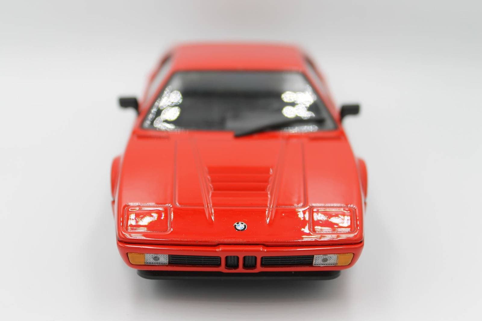 

SAMOCHÓD METALOWY AUTO METAL 1:24 WELLY BMW M1