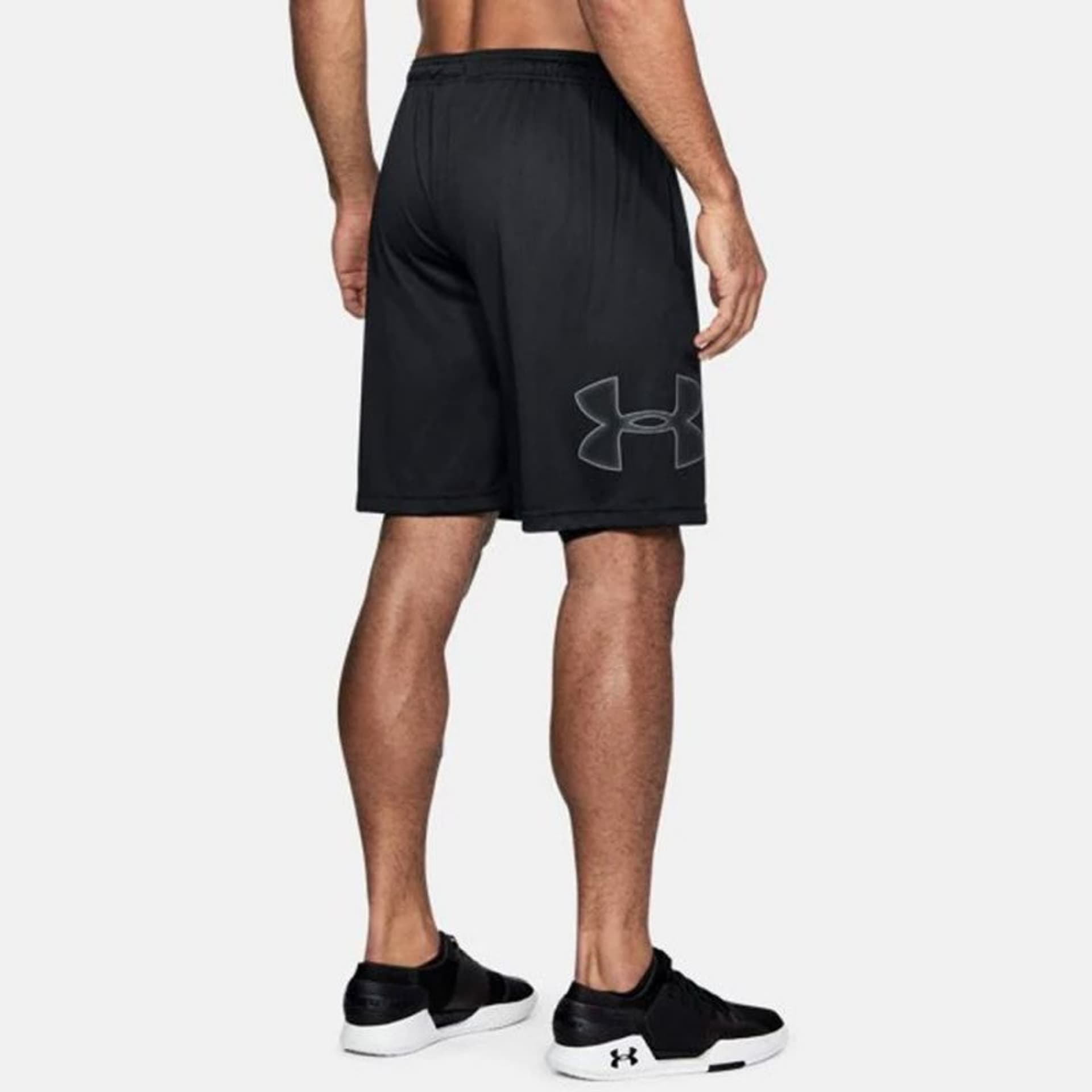 

Spodenki Under Armour Tech Graphic Short M 1306443 001 (kolor Czarny, rozmiar XL)