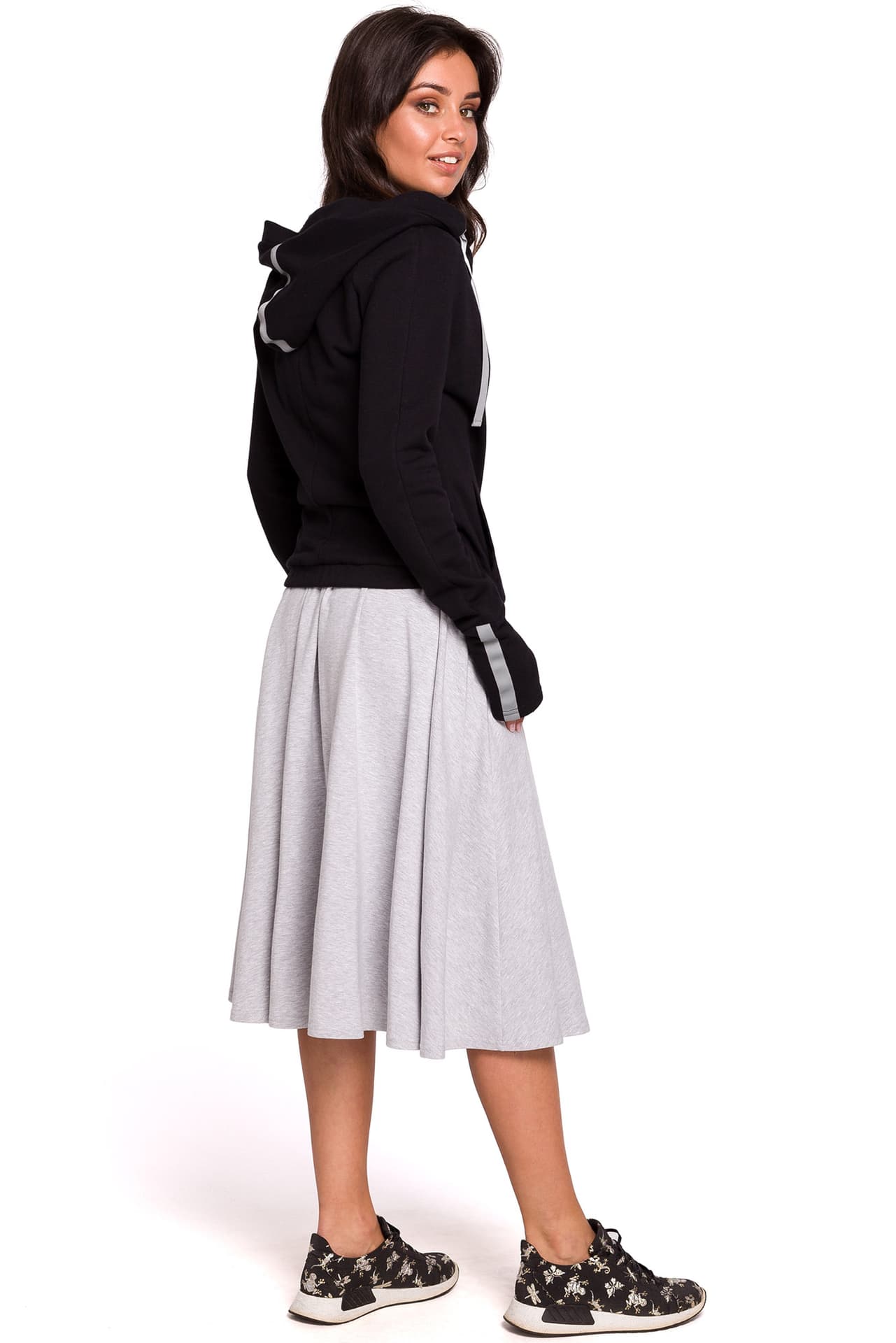 

B127 Bluza z kapturem i przodem na zakładkę - czarna (kolor czarny, rozmiar L)