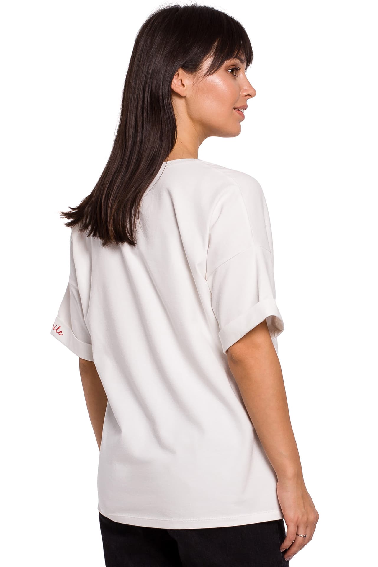 

B147 T-shirt oversize z dekoltem i haftem - ecru (kolor ecru, rozmiar S/M)