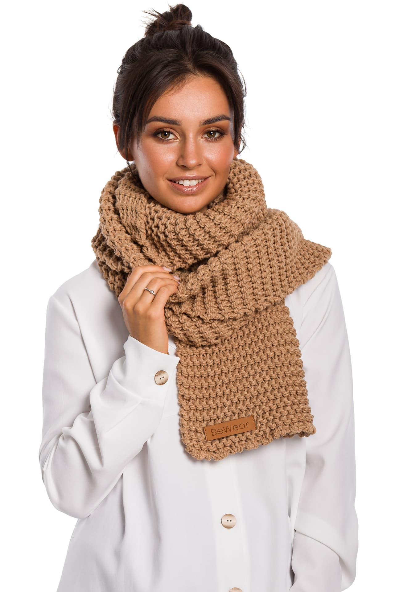 

BK041 Długi szal z naszywką - karmelowy (kolor karmel, rozmiar, Kolor karmel/rozmiar one size