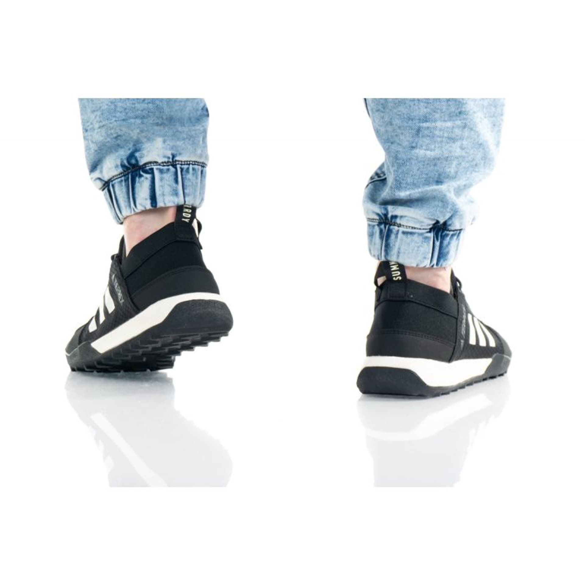 

Buty adidas Terrrex Daroga H.RDY M BC0980 (kolor Czarny, rozmiar 42 2/3)