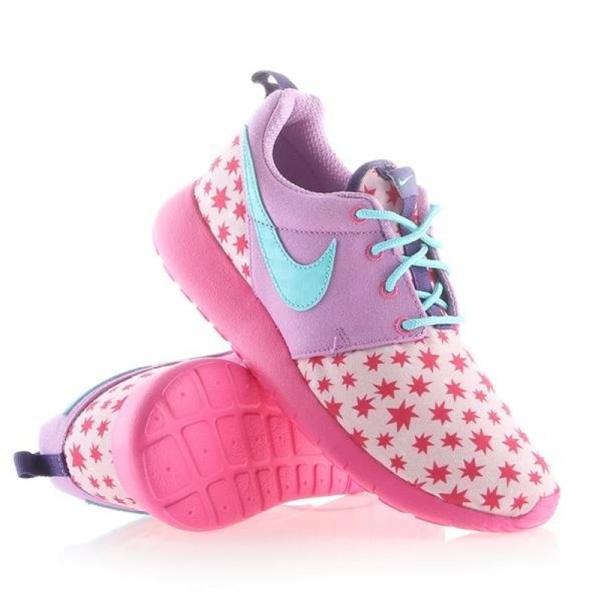 

Buty Nike Roshe One Print (GS) W 677784 (kolor Wielokolorowy)