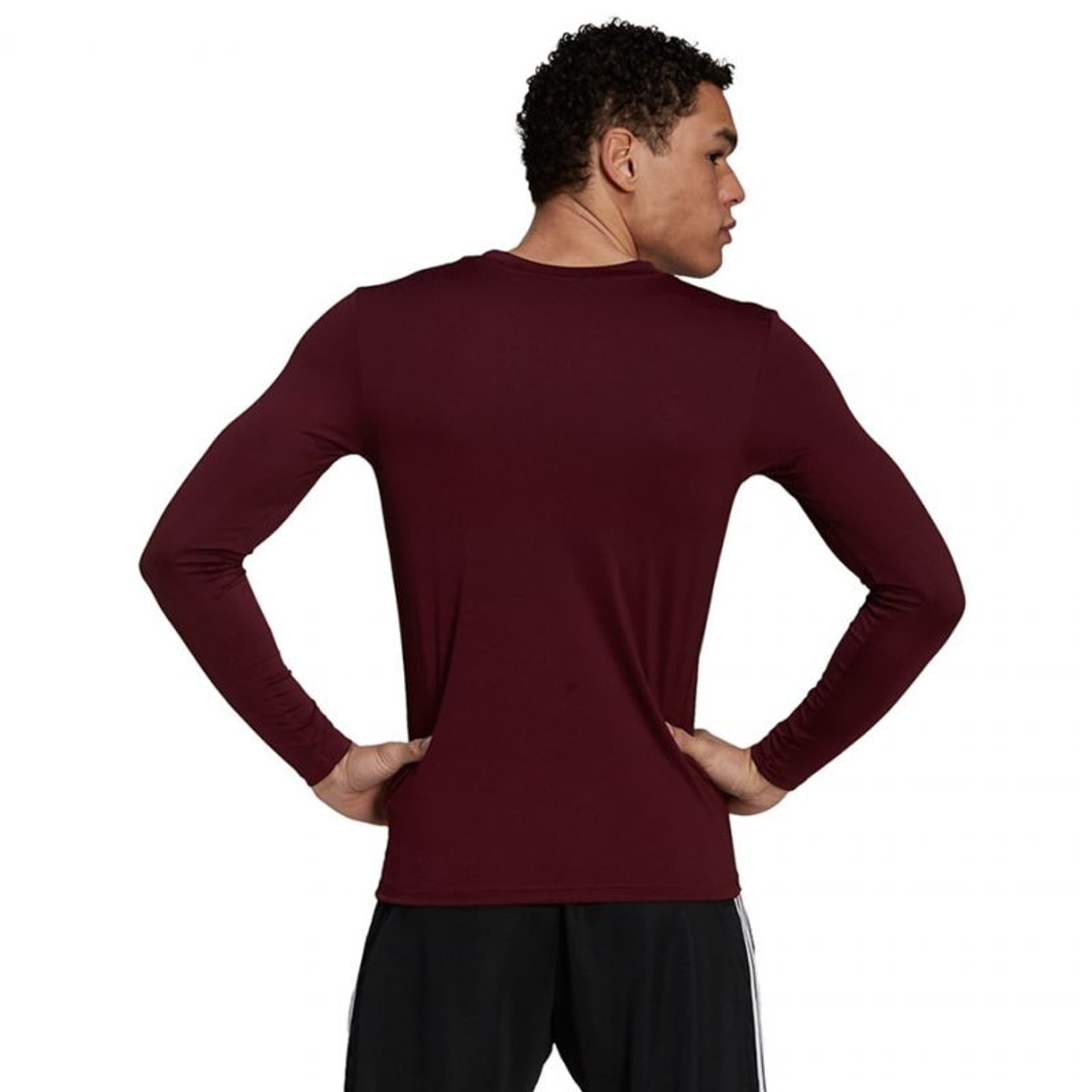 

Koszulka adidas Team Base Tee M GN7503 (kolor Czerwony, rozmiar M)
