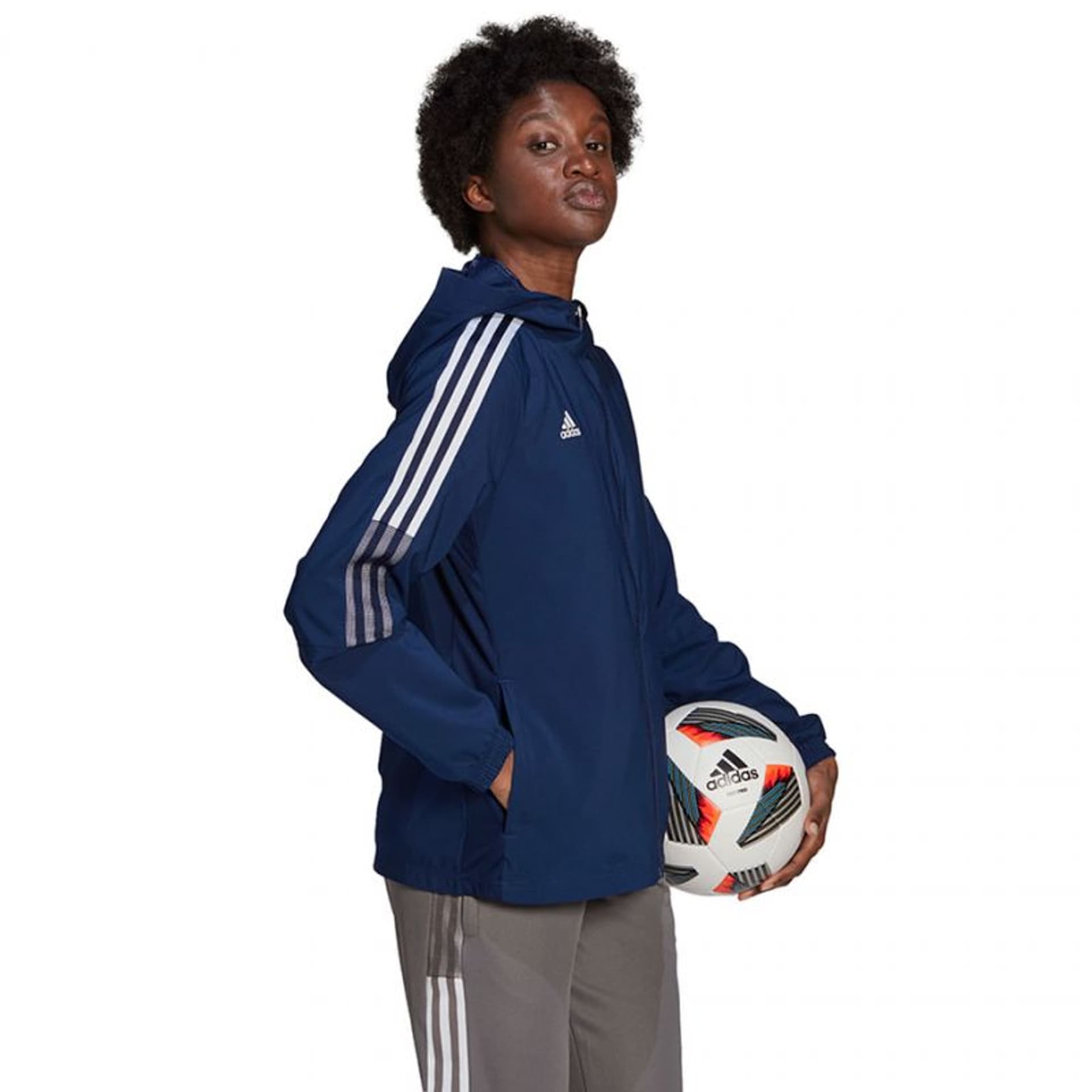 

Bluza adidas Tiro 21 Windbreaker W GP4968 (kolor Granatowy, rozmiar XS)