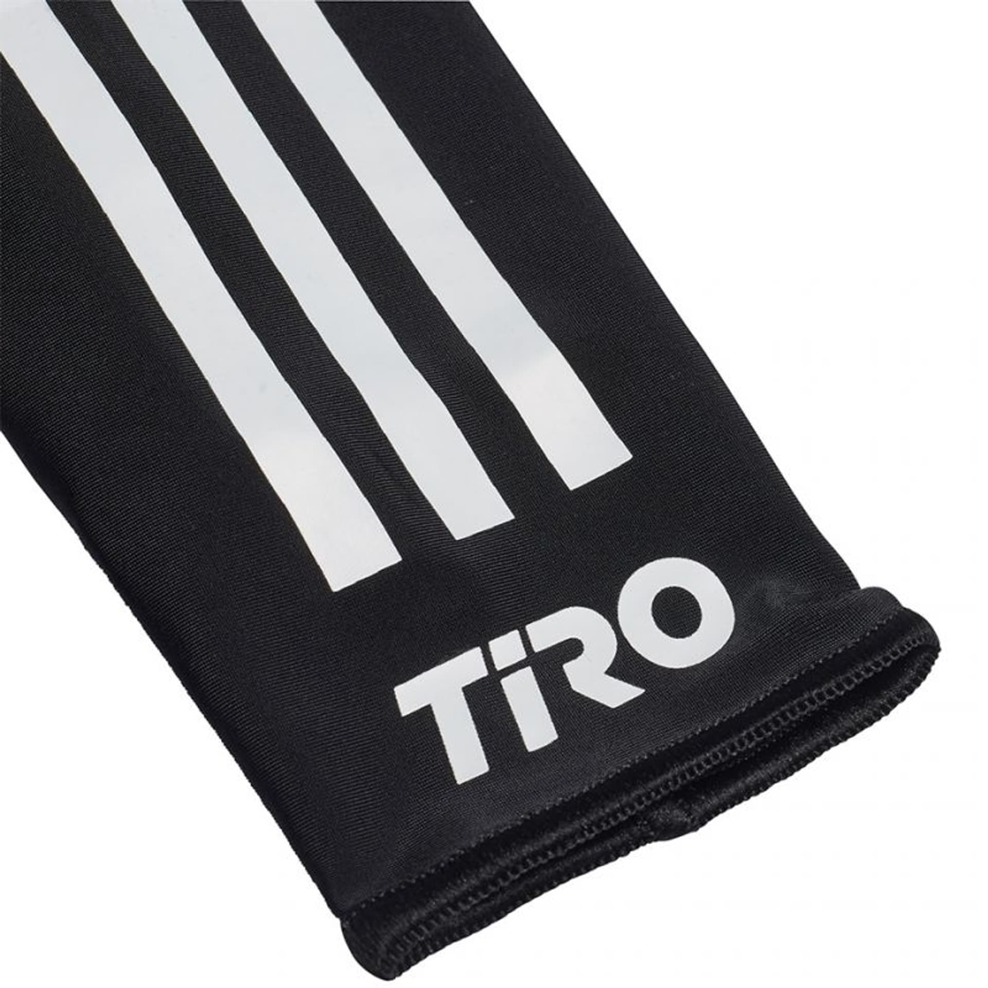 

Ochraniacze piłkarskie adidas Tiro SG LGE M GK3534 (kolor Biały. Czarny, rozmiar XL)